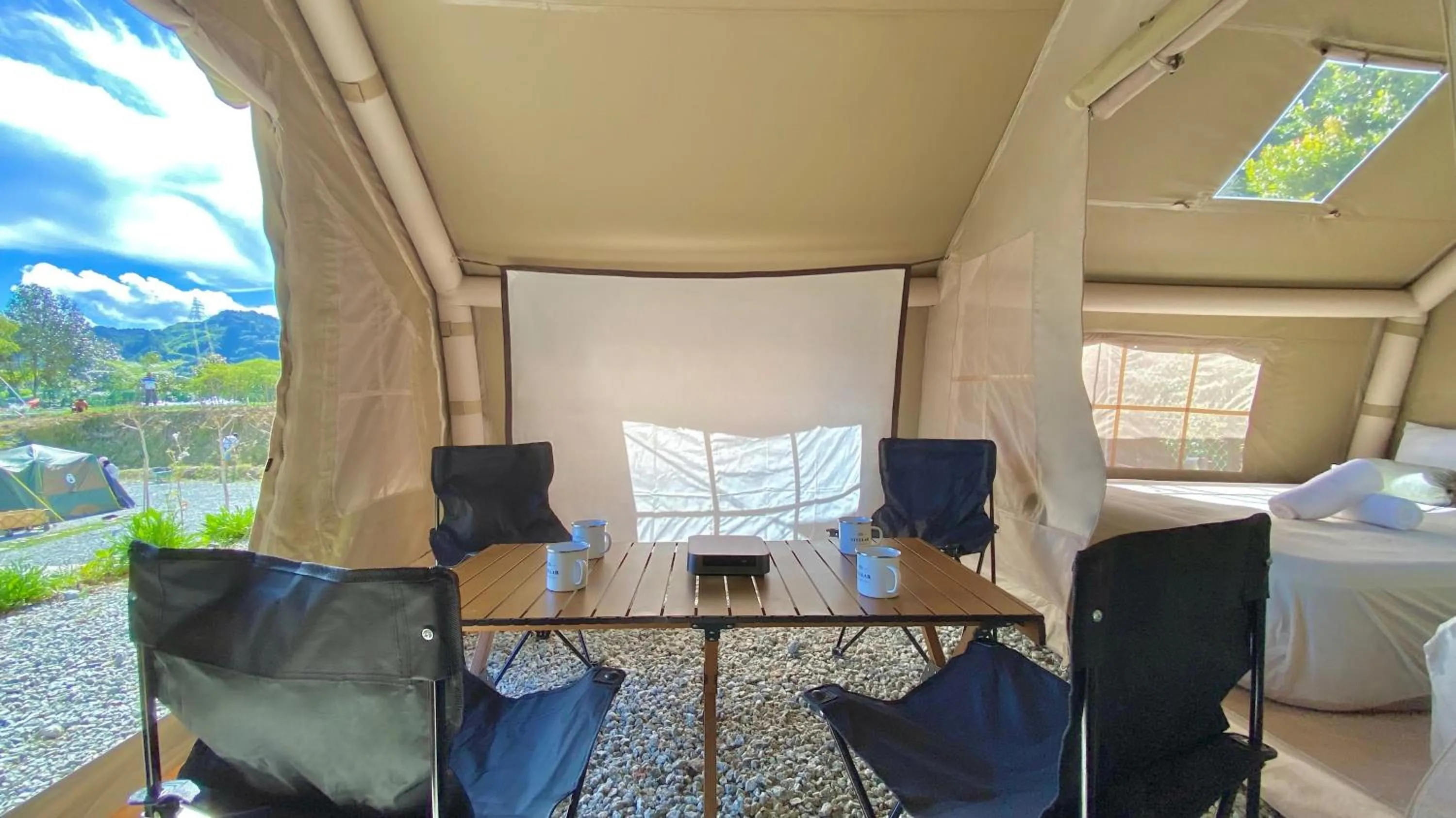 Stellar GoldenHill Cameron