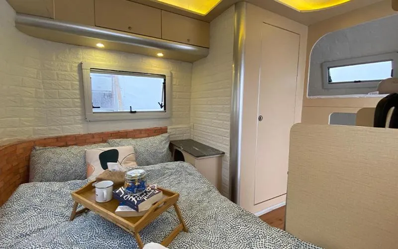 Bed in Stellar GoldenHill Cameron