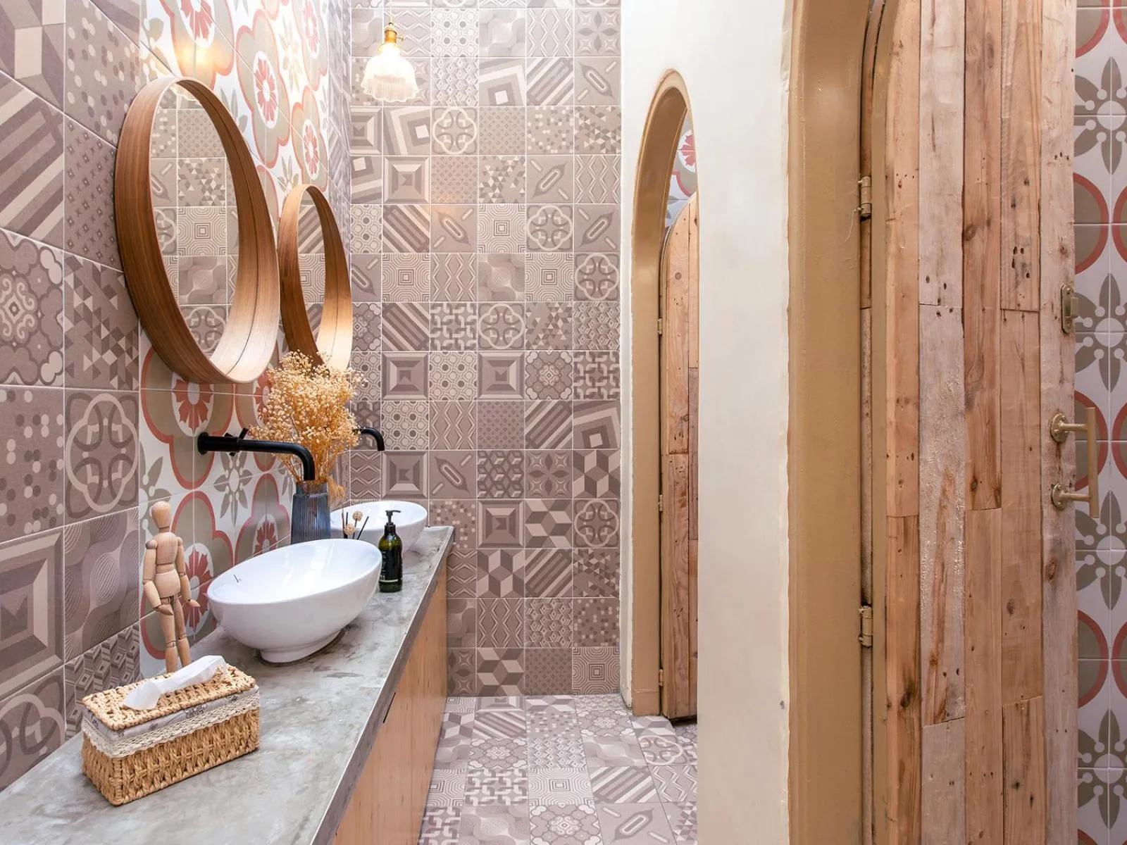 Stellar GoldenHill Cameron