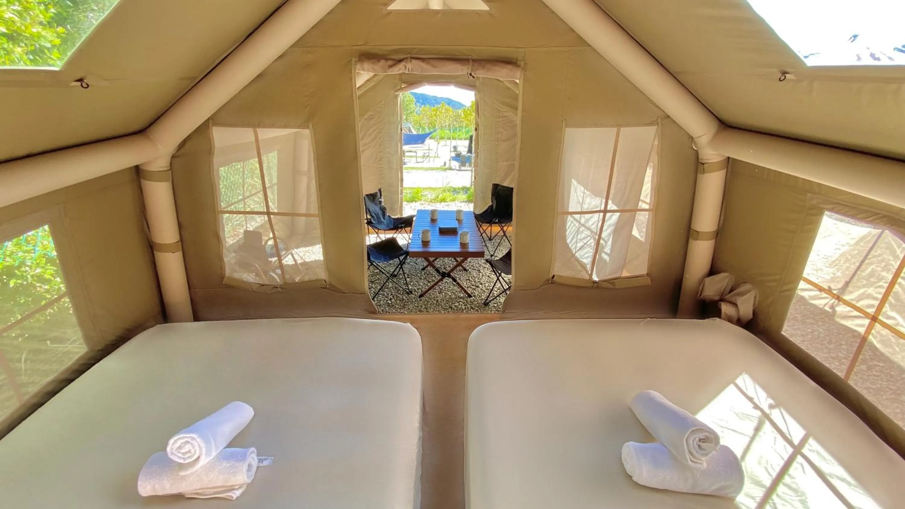 Stellar GoldenHill Cameron