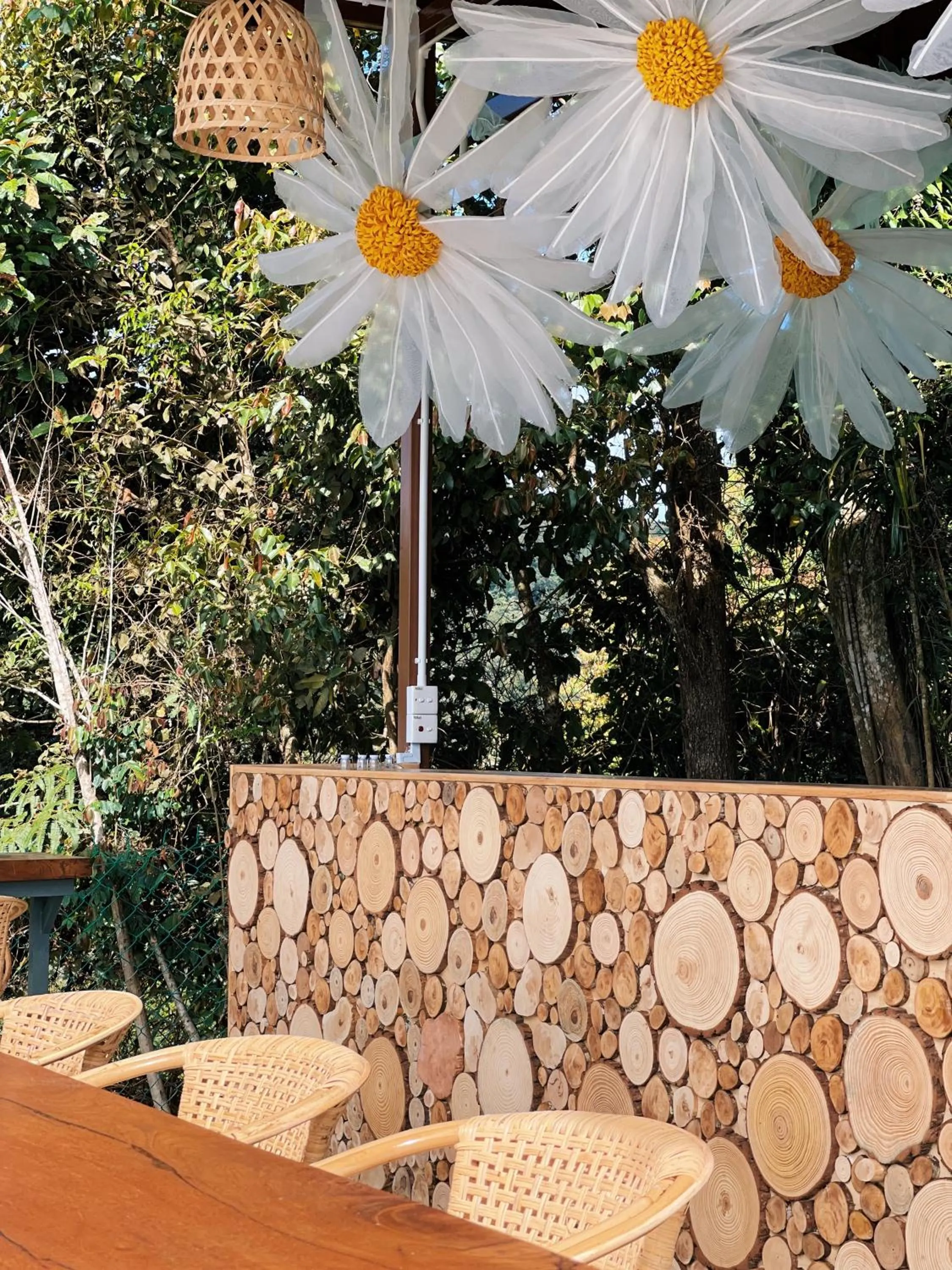 Seating area in Stellar GoldenHill Cameron