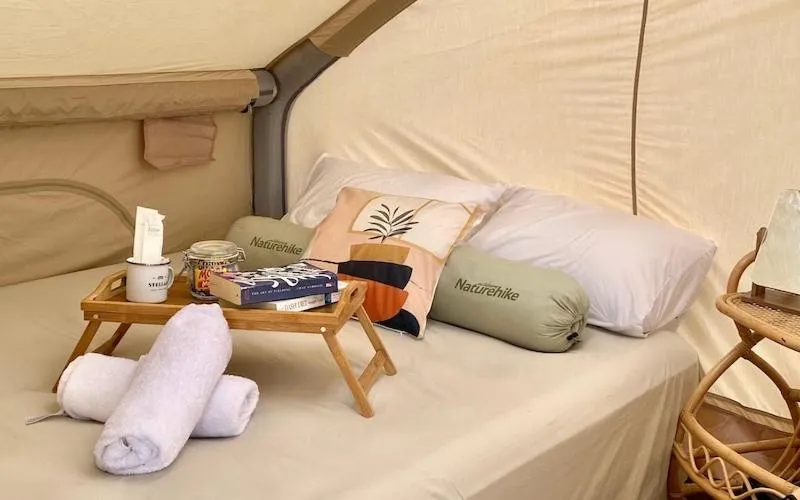 Bed in Stellar GoldenHill Cameron