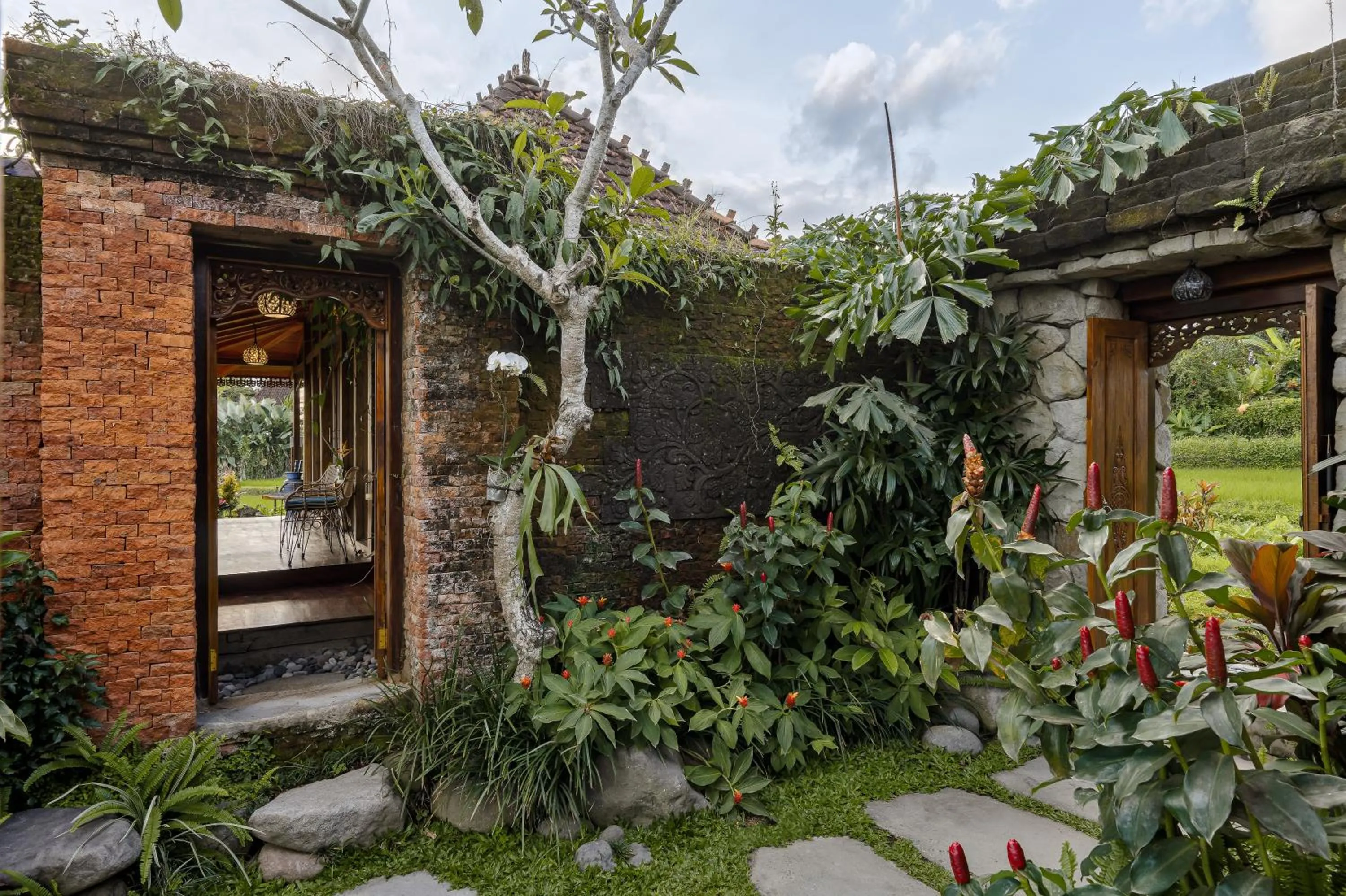 Facade/entrance in Airsania Ubud Antique Villas