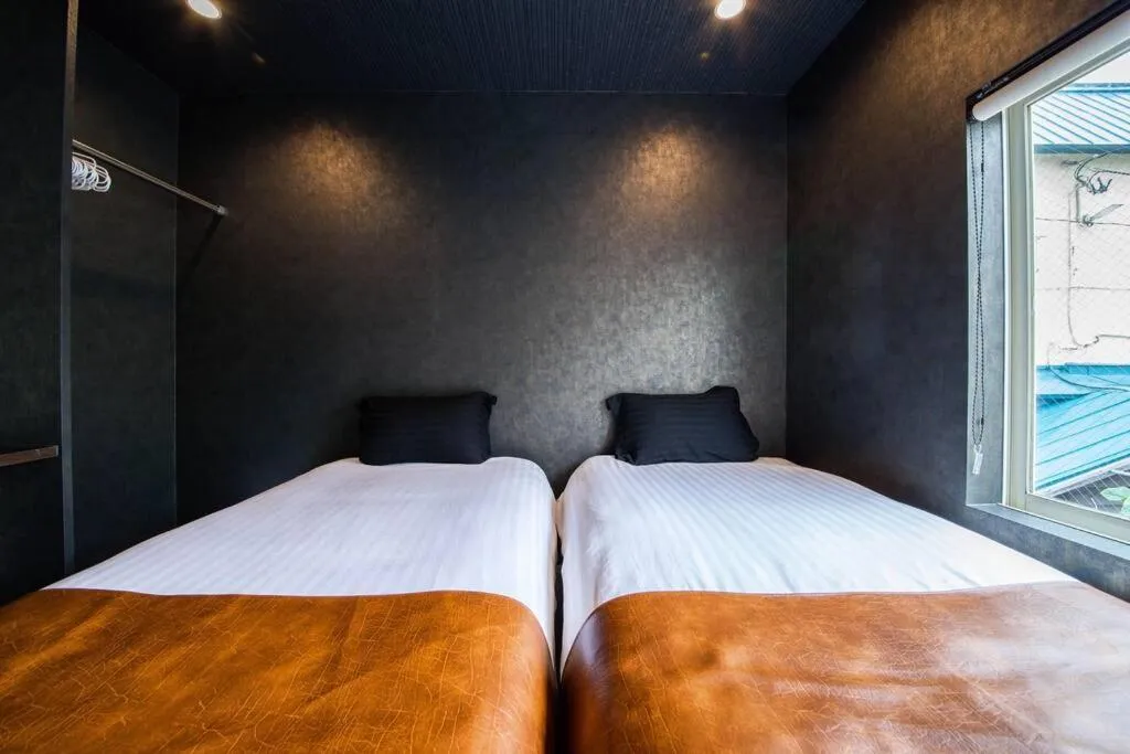 Bed in THE BEEHIVE AIOI