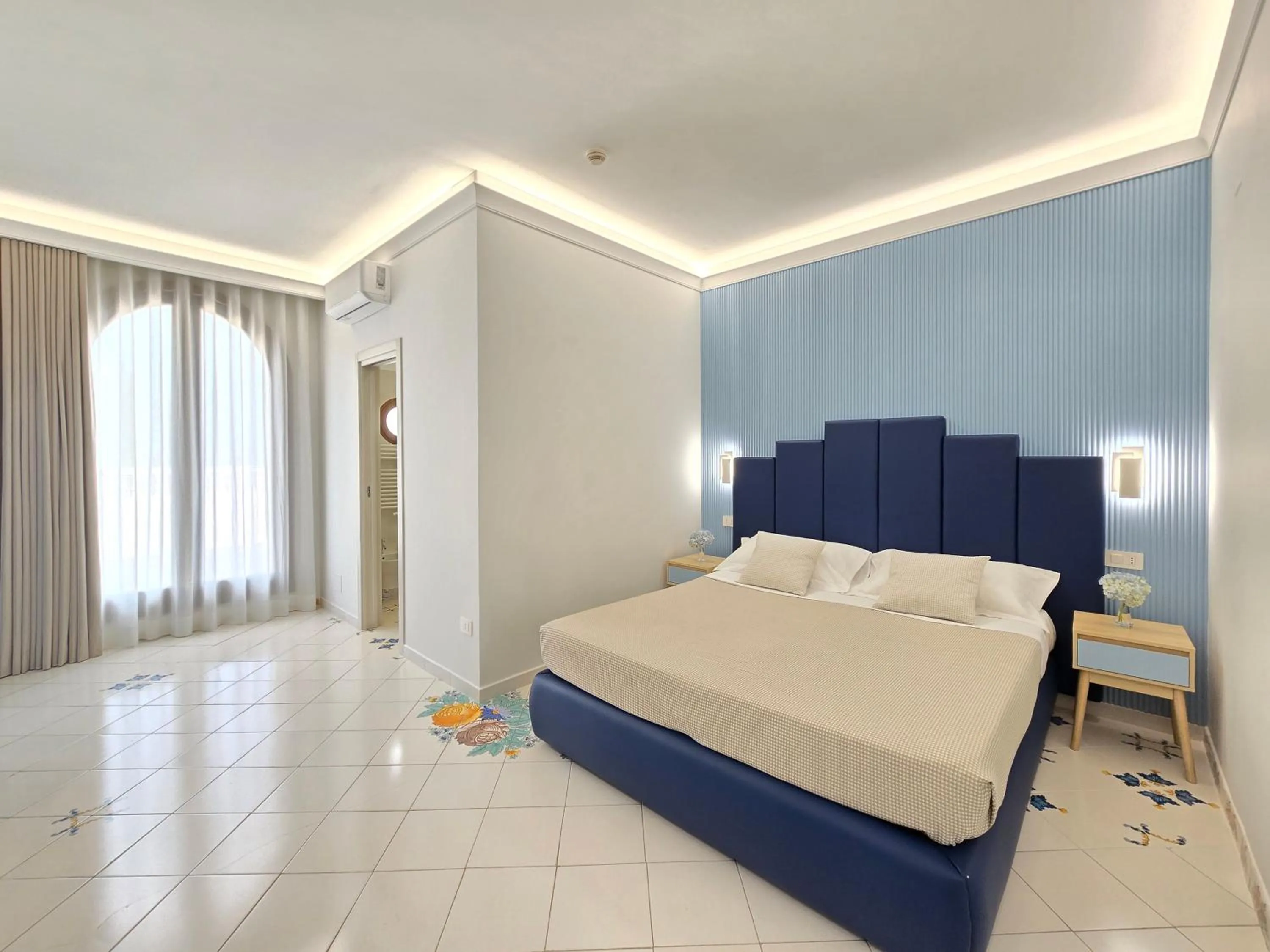 Photo of the whole room, Bed in Villa Le Zagare Relais & SPA