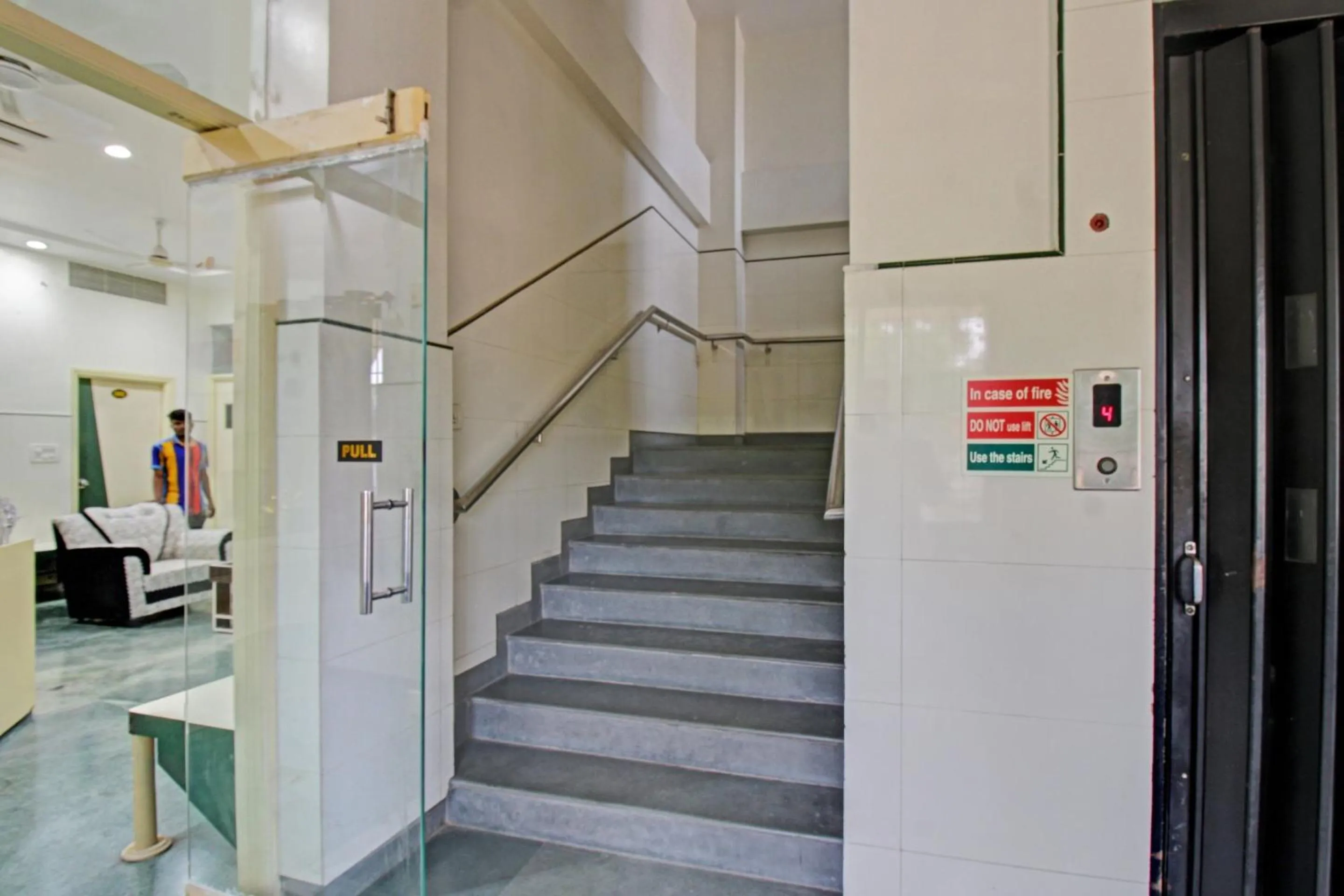 Lobby or reception in Hotel O Sunshine Inn