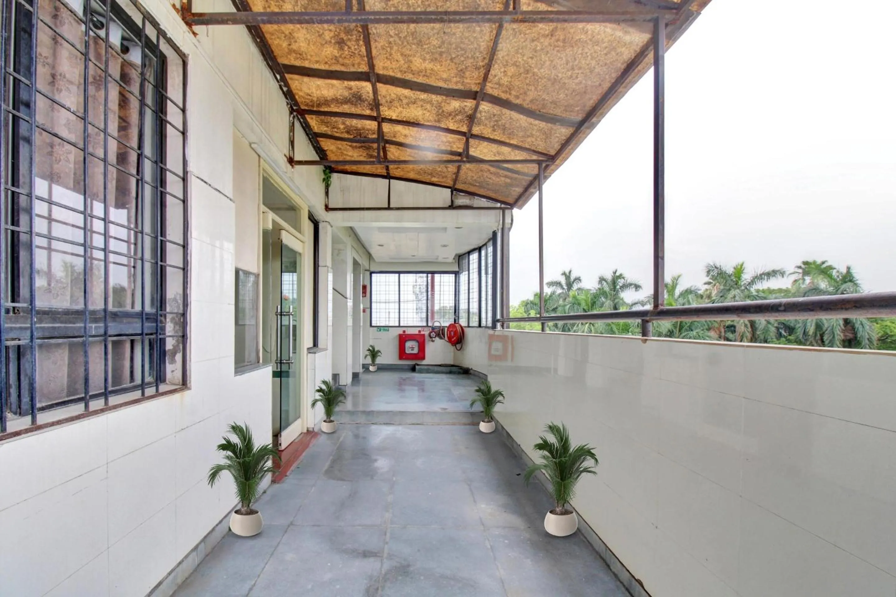 Lobby or reception in Hotel O Sunshine Inn