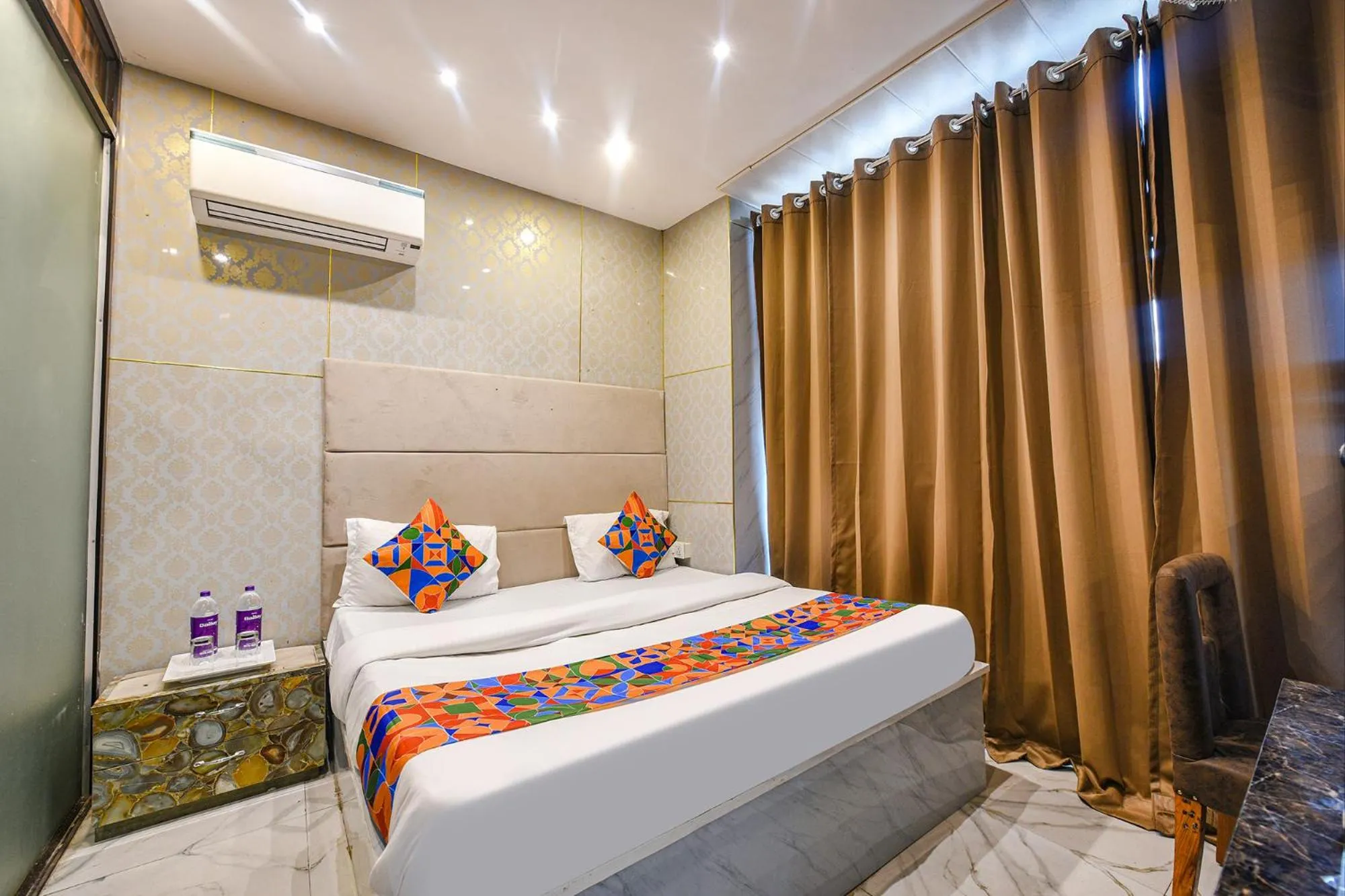 Bed in FabHotel The Dreams