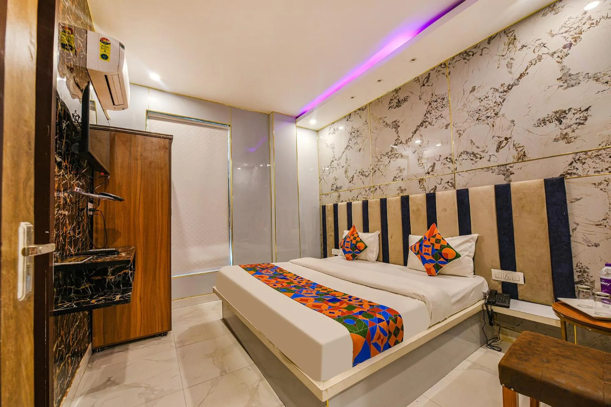 Bed in FabHotel The Dreams