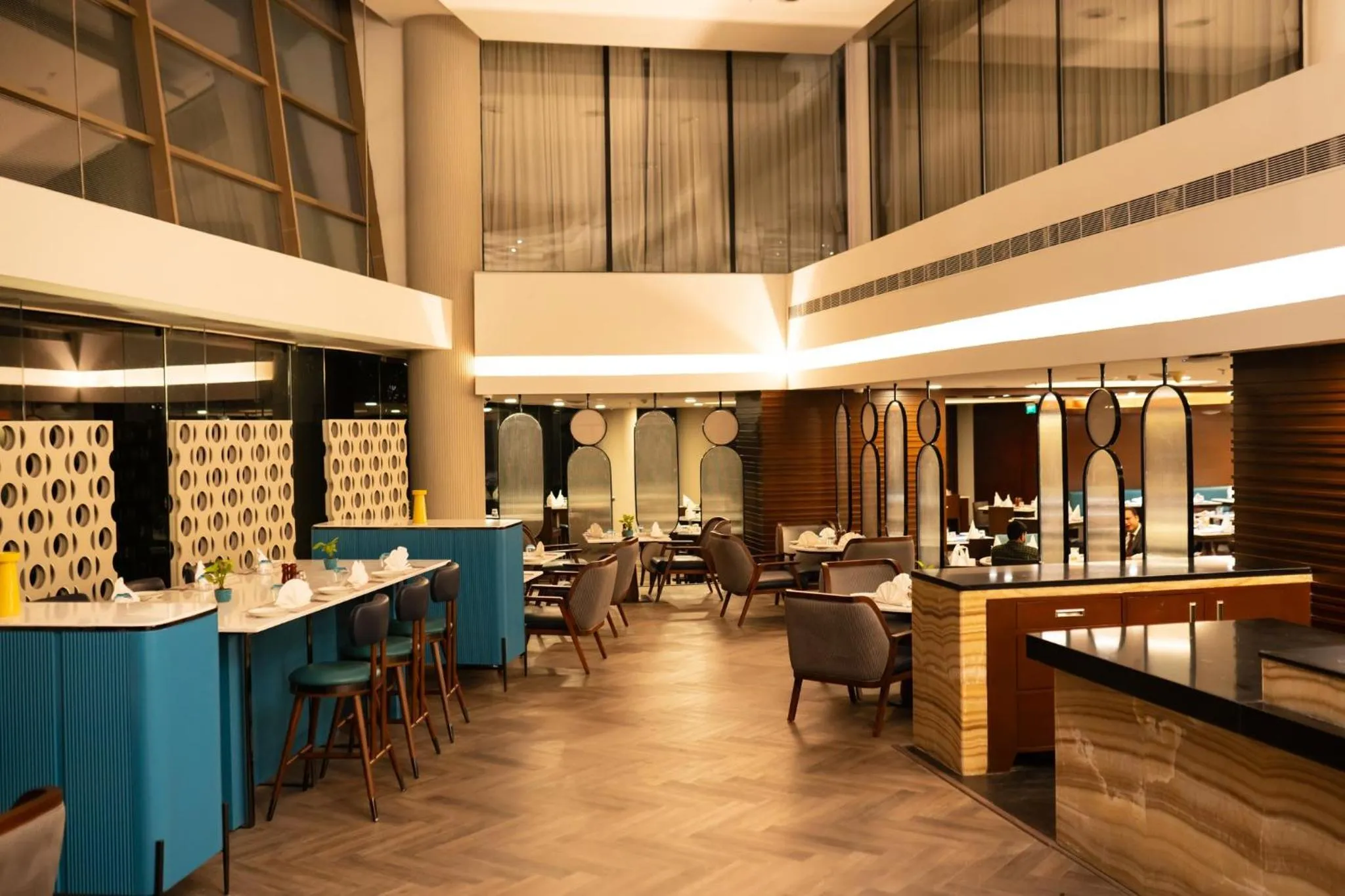 Restaurant/places to eat in Crowne Plaza Ahmedabad City Centre by IHG