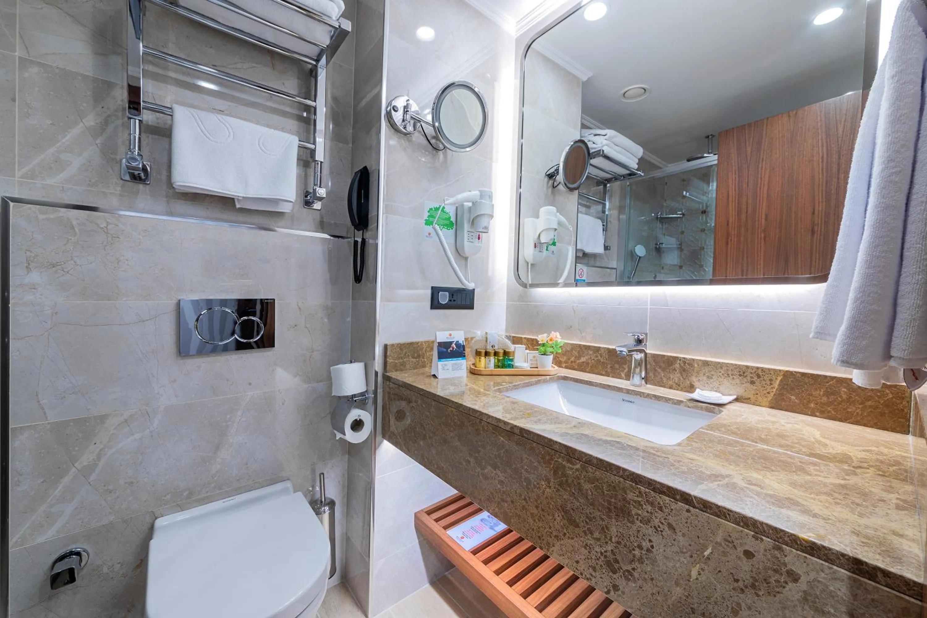 Toilet in Mukarnas Pera Hotel