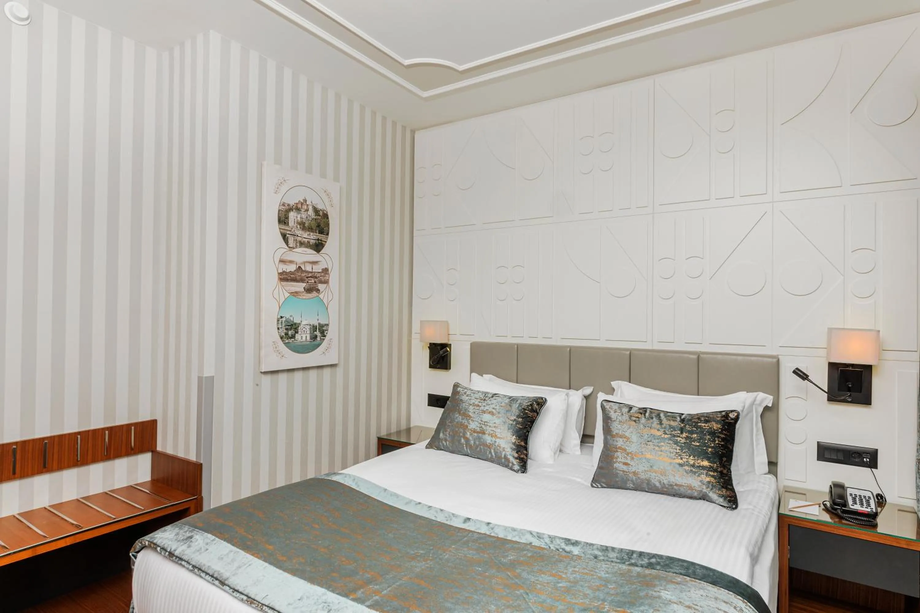 Bed in Mukarnas Pera Hotel