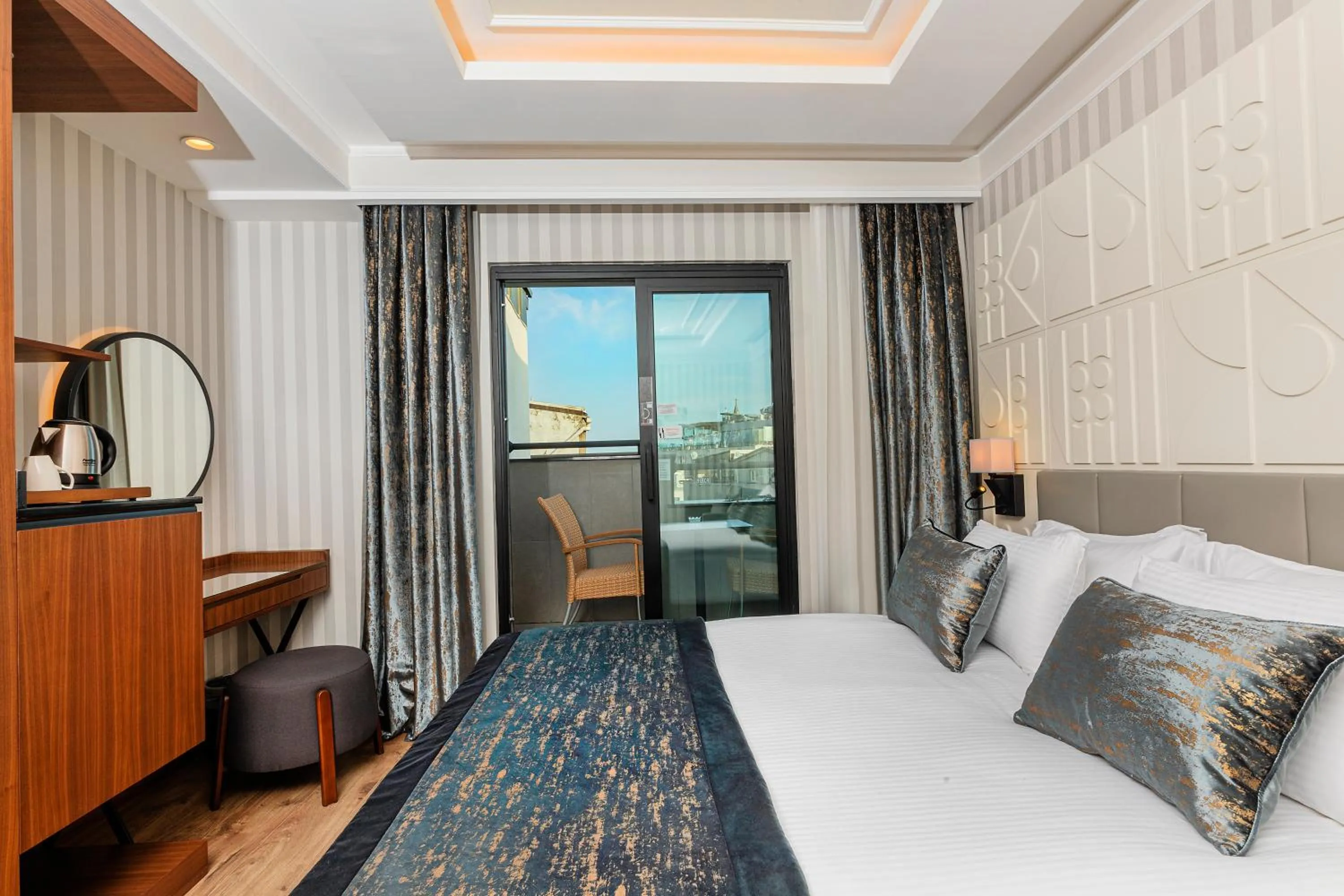 Bed in Mukarnas Pera Hotel