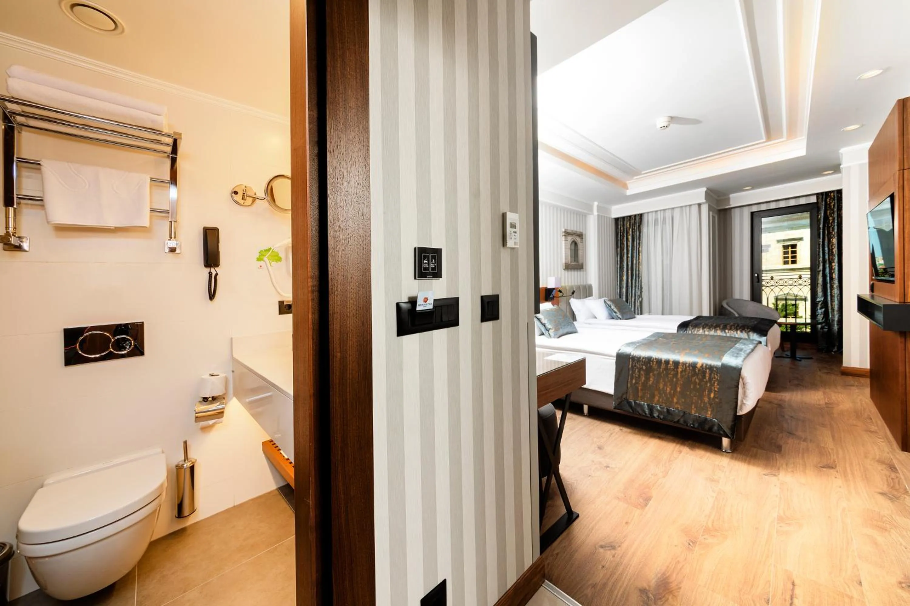 Bathroom, Bed in Mukarnas Pera Hotel