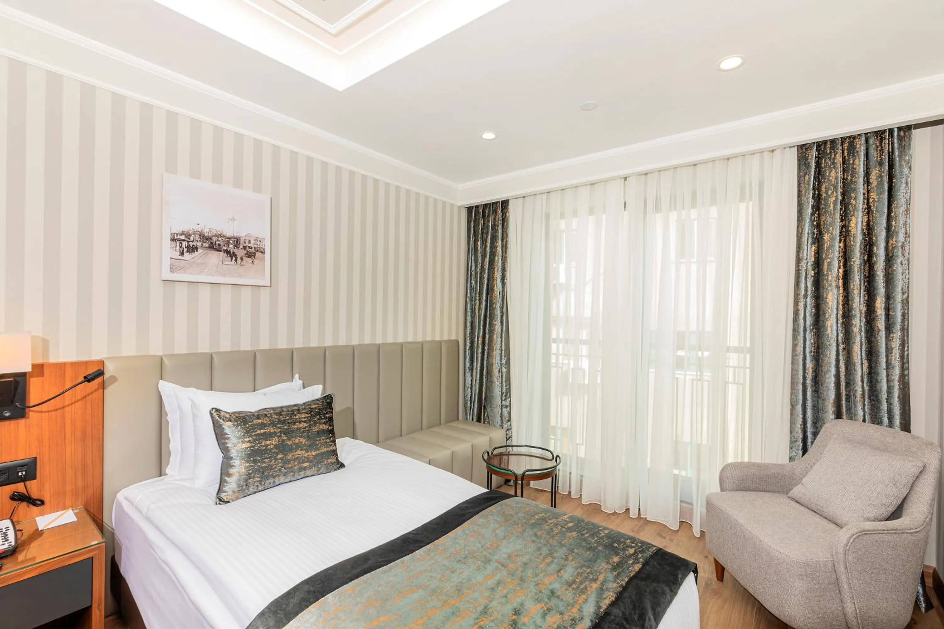 Bed in Mukarnas Pera Hotel