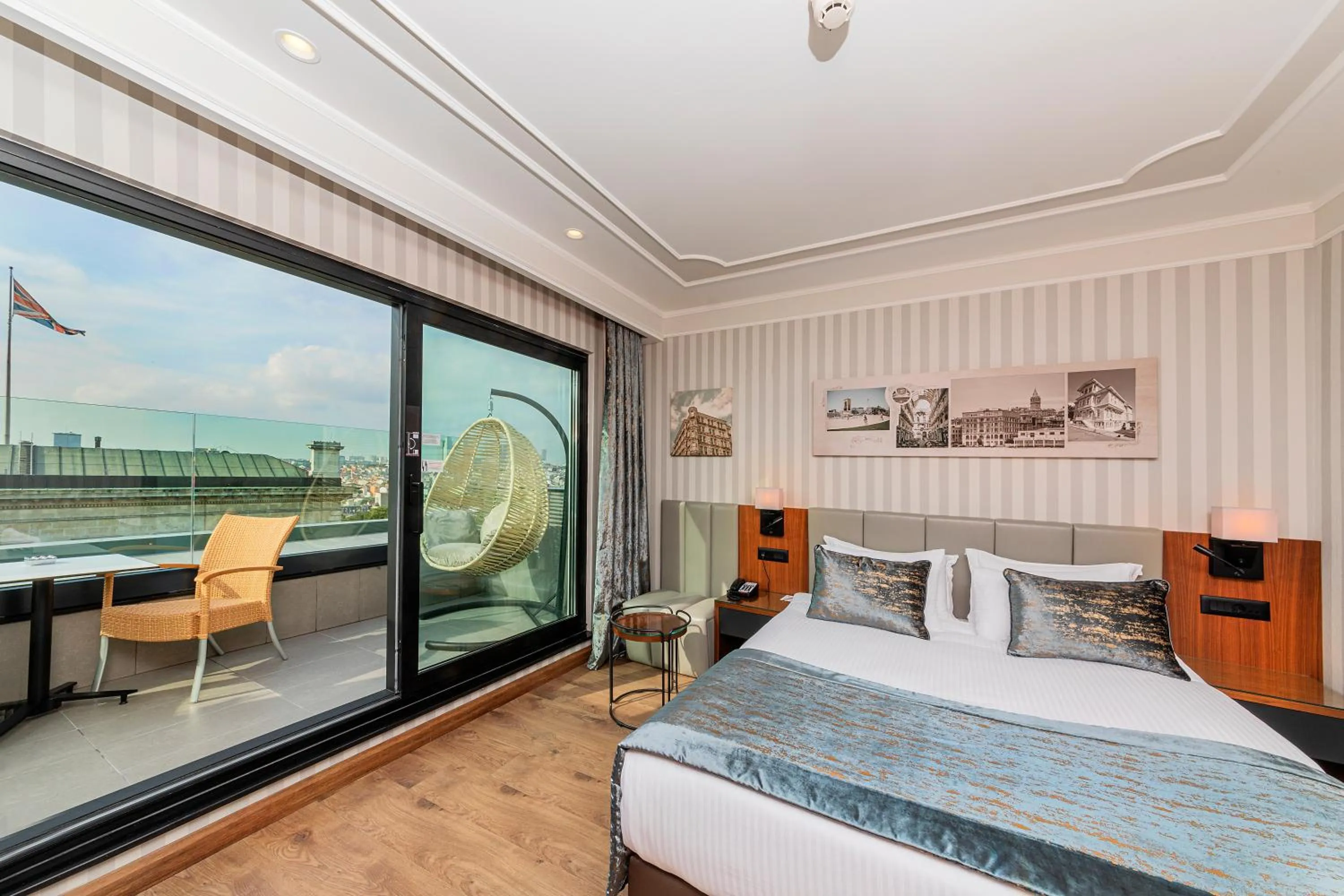 Bed in Mukarnas Pera Hotel