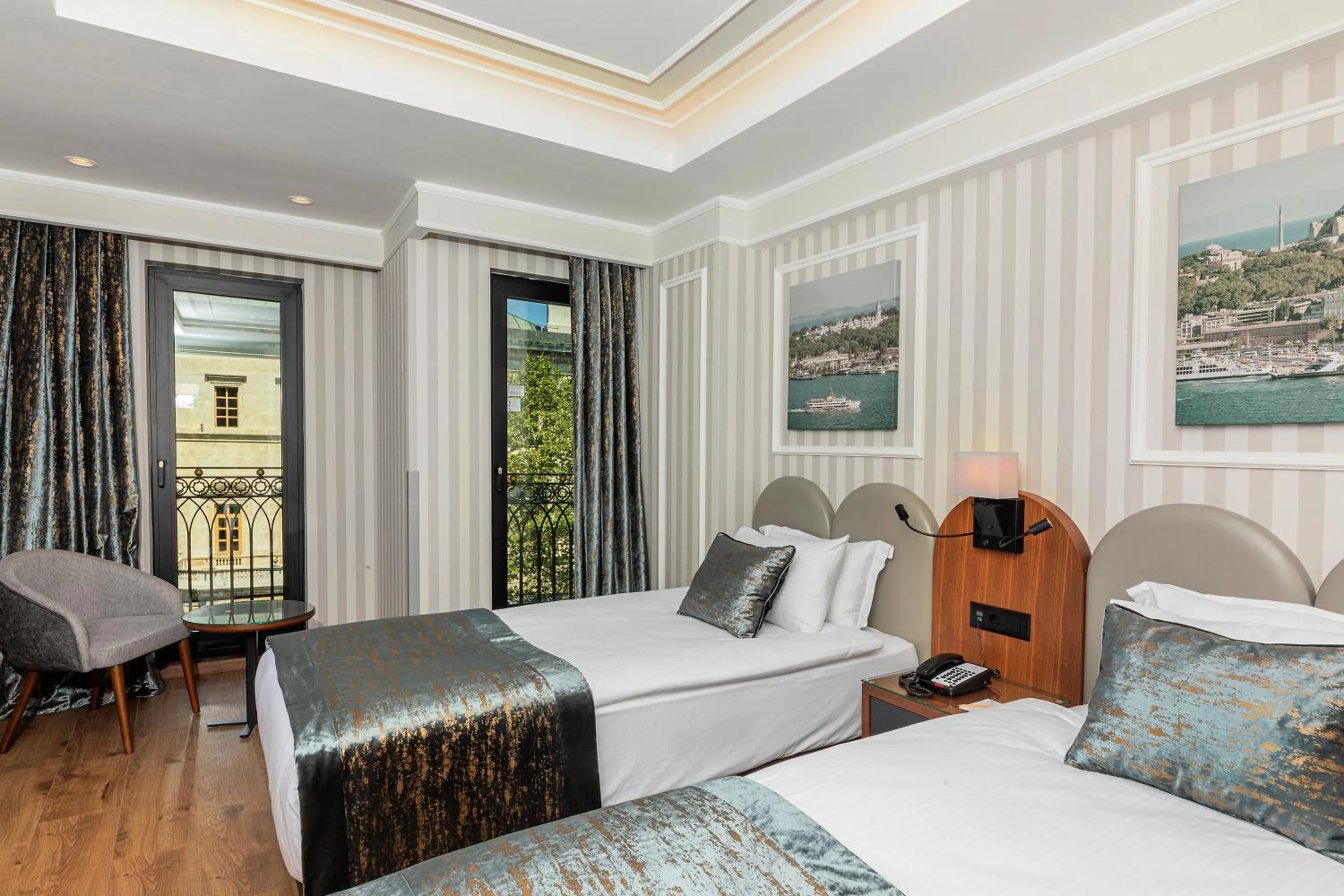 View (from property/room), Bed in Mukarnas Pera Hotel