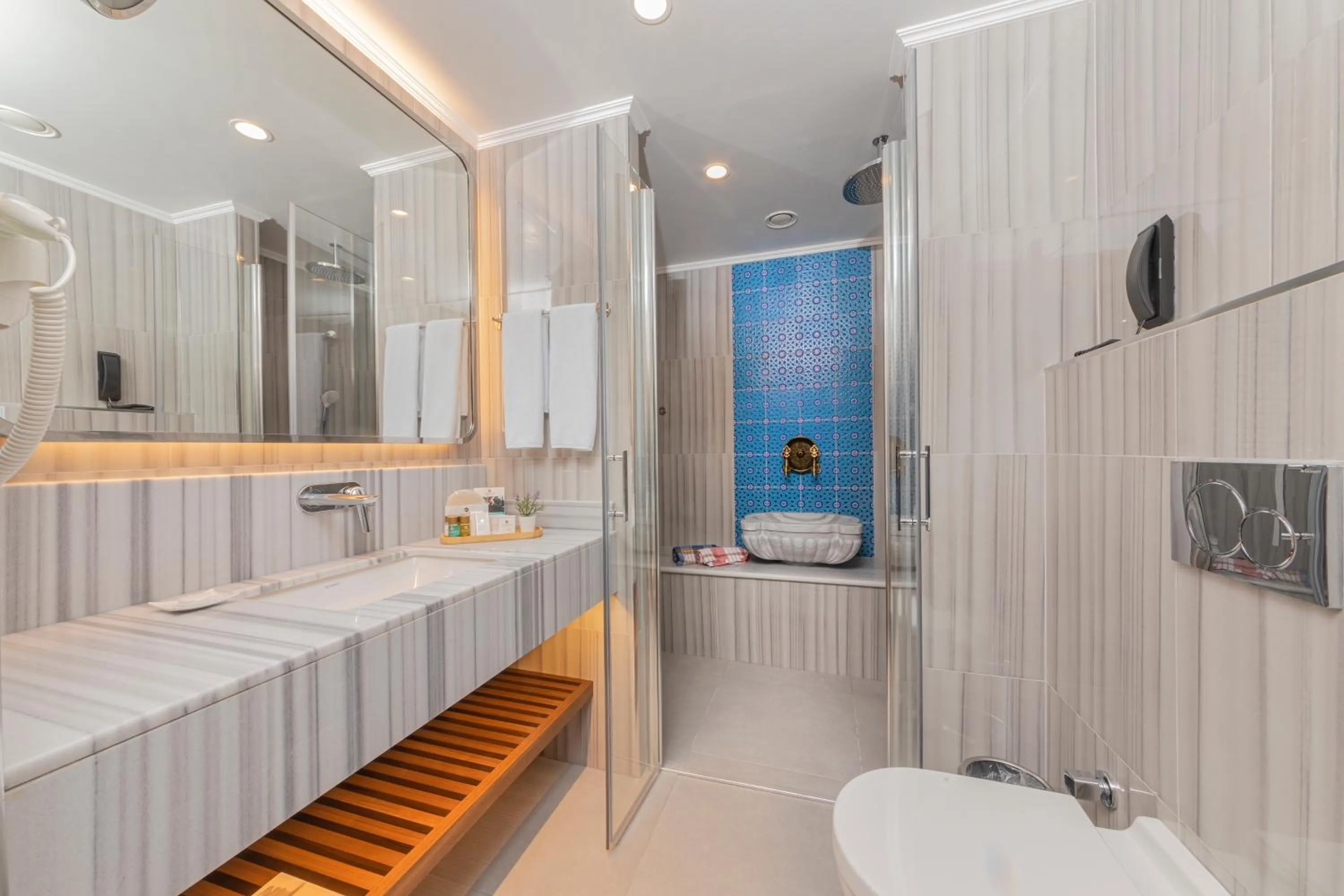 Bathroom in Mukarnas Pera Hotel