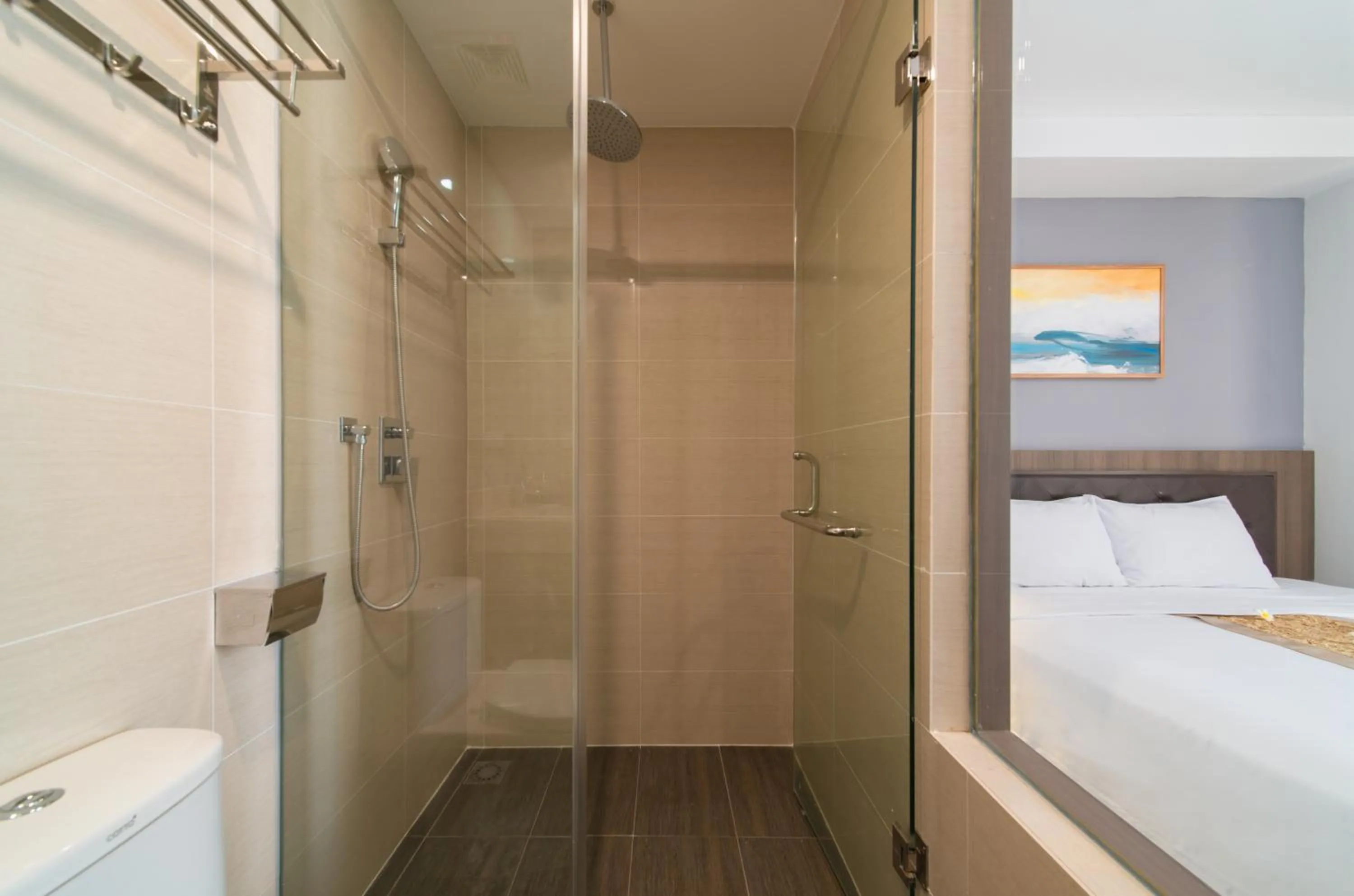 Bathroom, Bed in Zenia Boutique Hotel Nha Trang