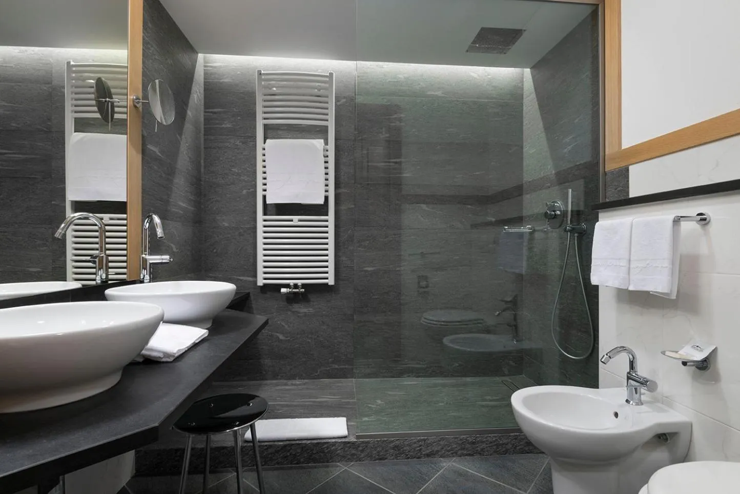 Shower in Hotel Lac Salin Spa & Mountain Resort