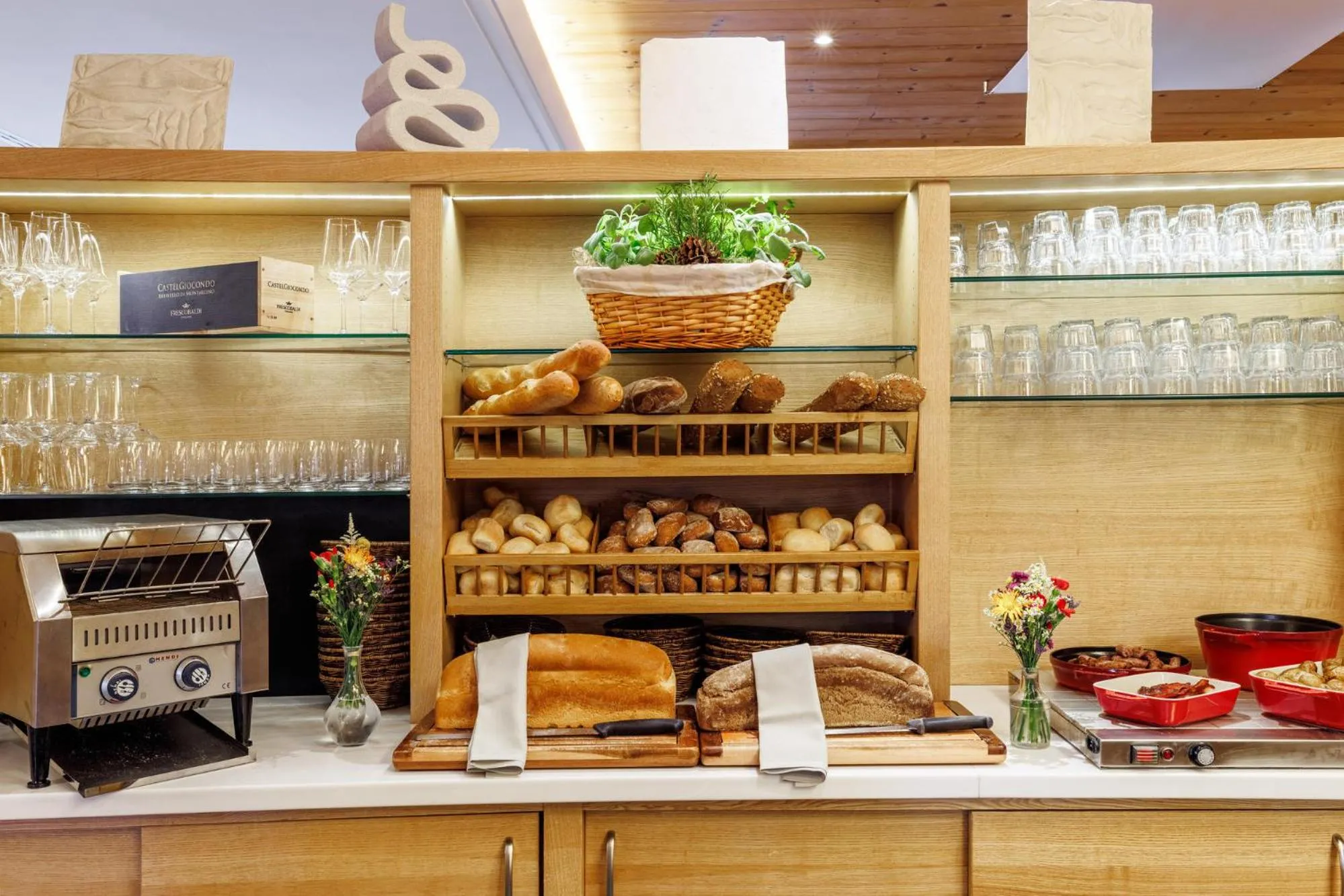 Restaurant/places to eat in Hotel Lac Salin Spa & Mountain Resort