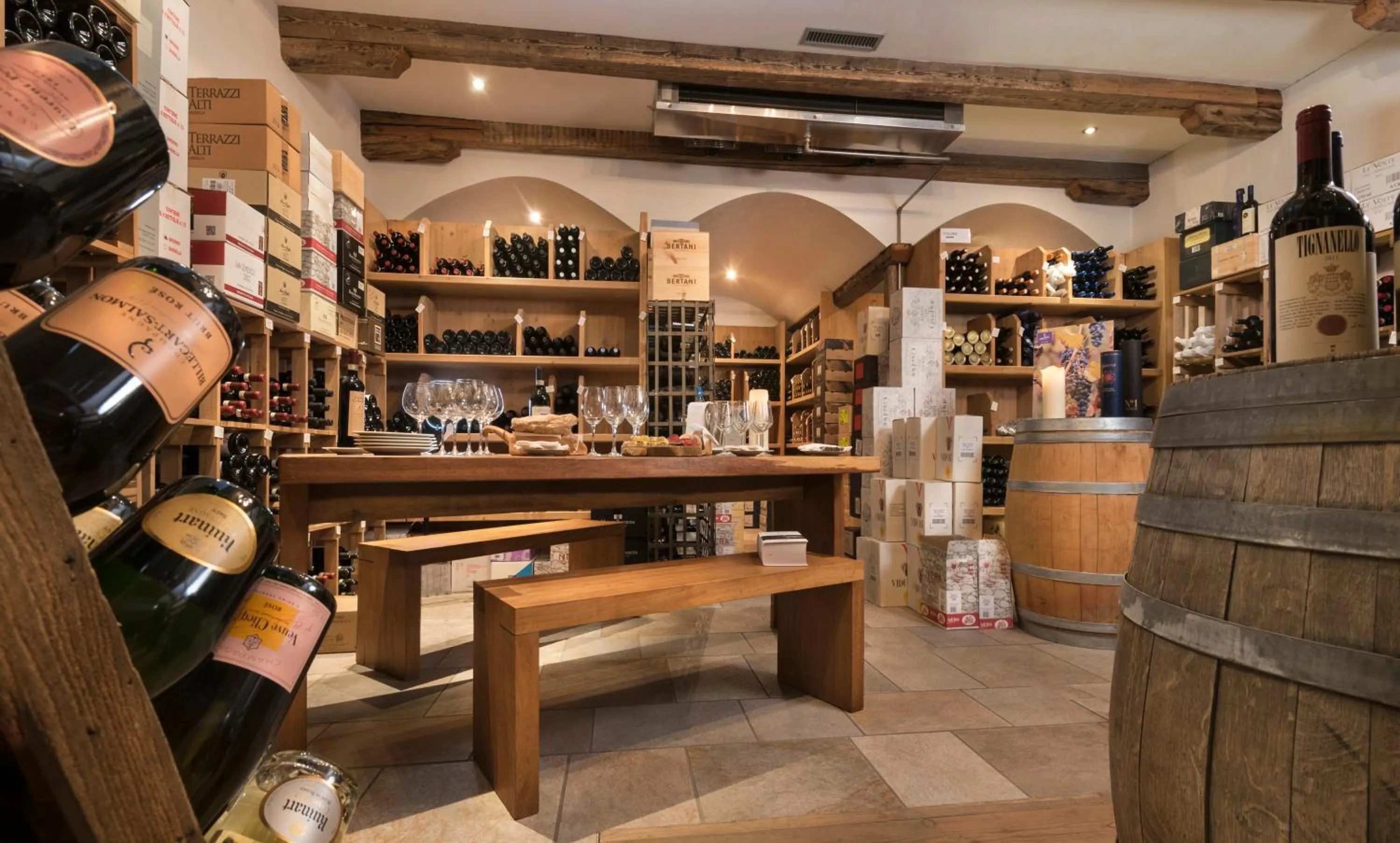 Restaurant/places to eat in Hotel Lac Salin Spa & Mountain Resort