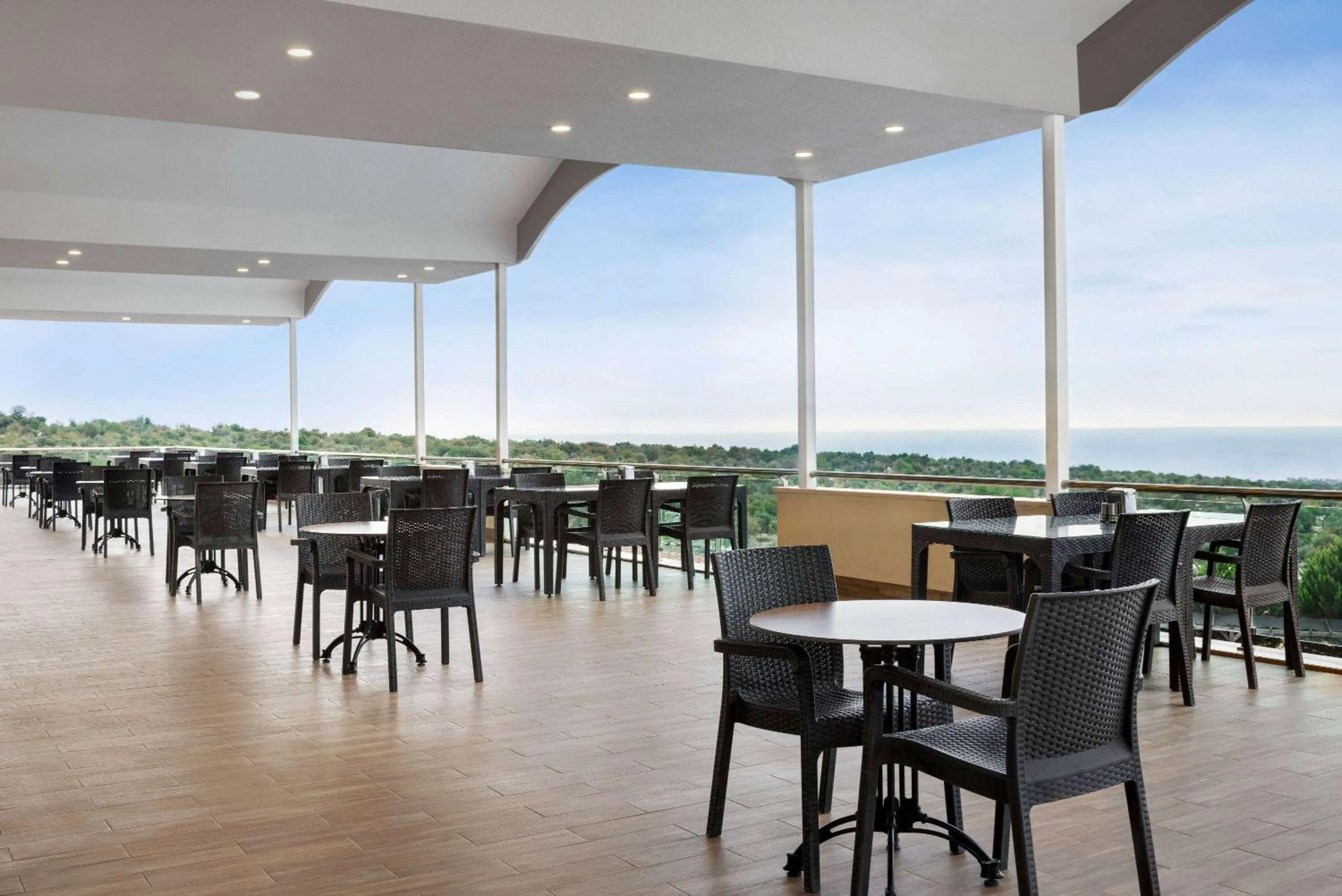 Restaurant/places to eat in Ramada Resort By Wyndham Kizkalesi