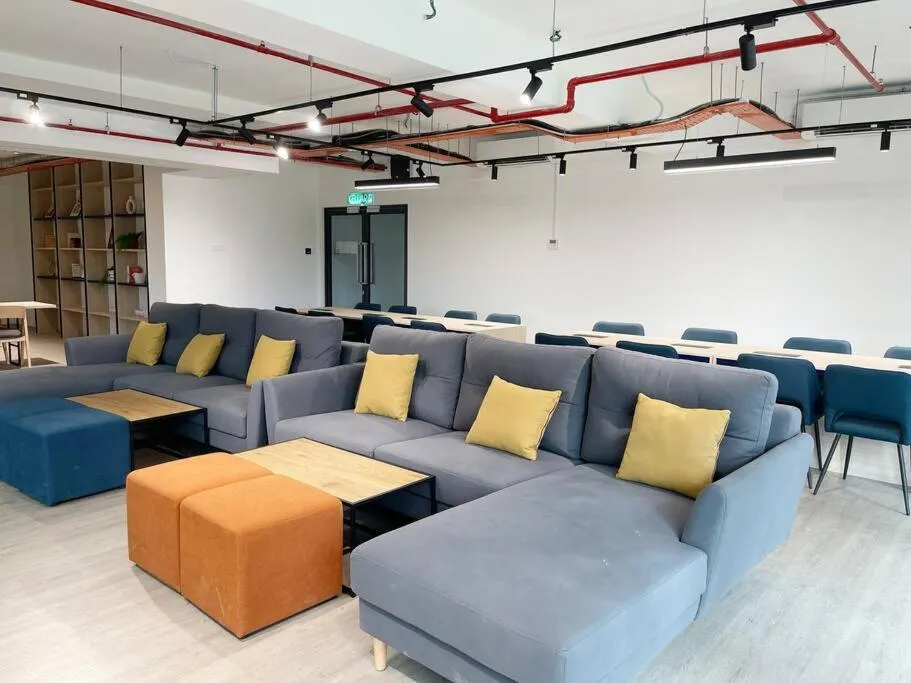 Seating area in Horizon Suite Homestay, KLIA by S&T Homez