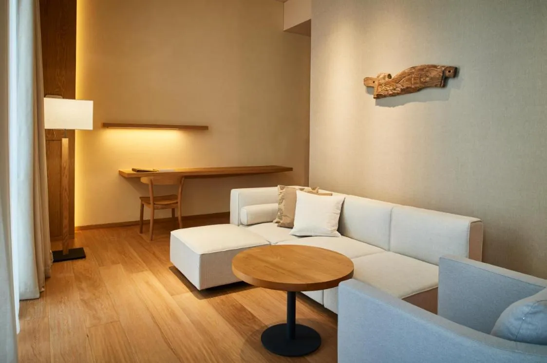 Seating area in MUJI HOTEL SHENZHEN