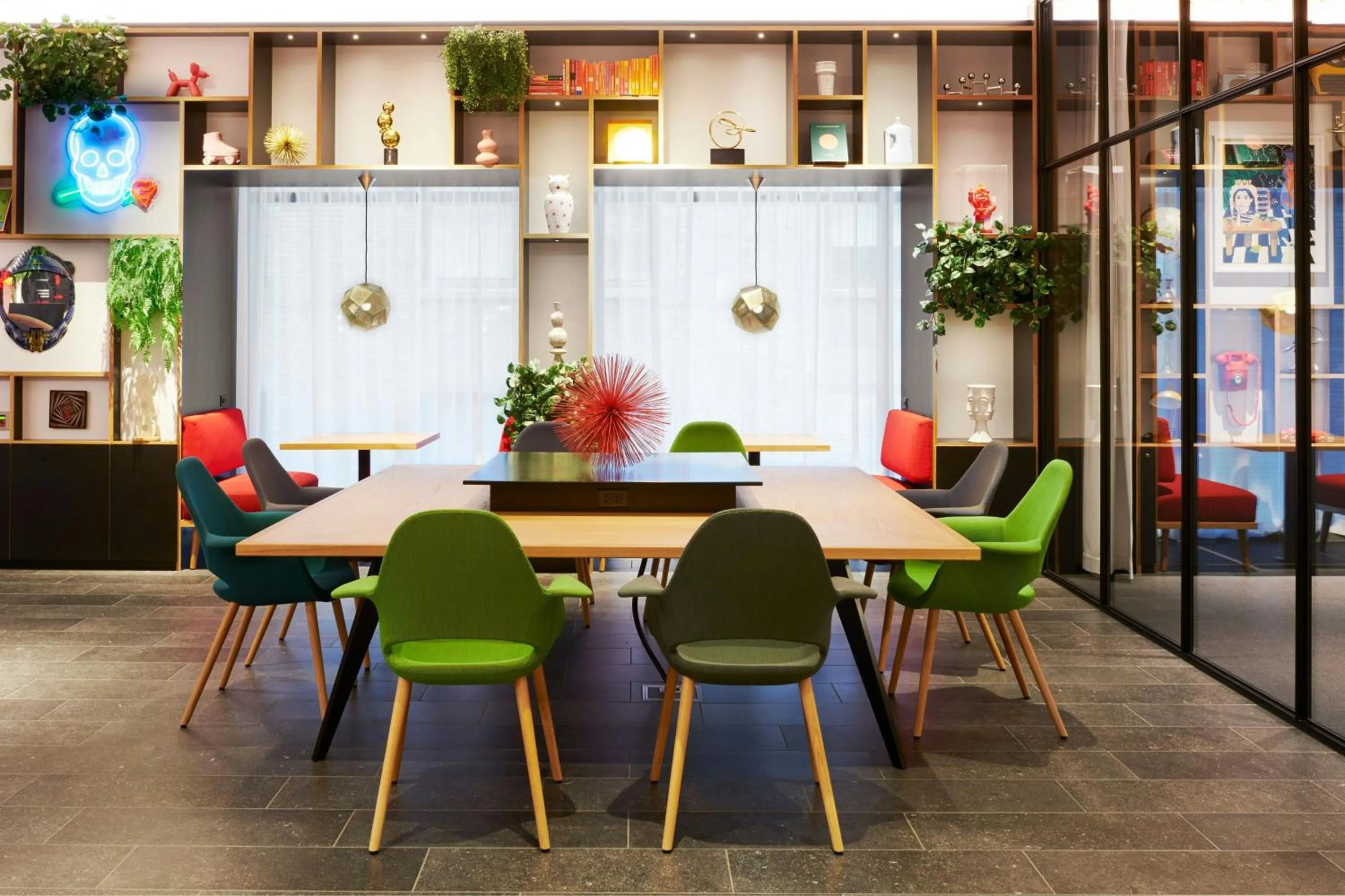 Lobby or reception in citizenM Chicago Downtown