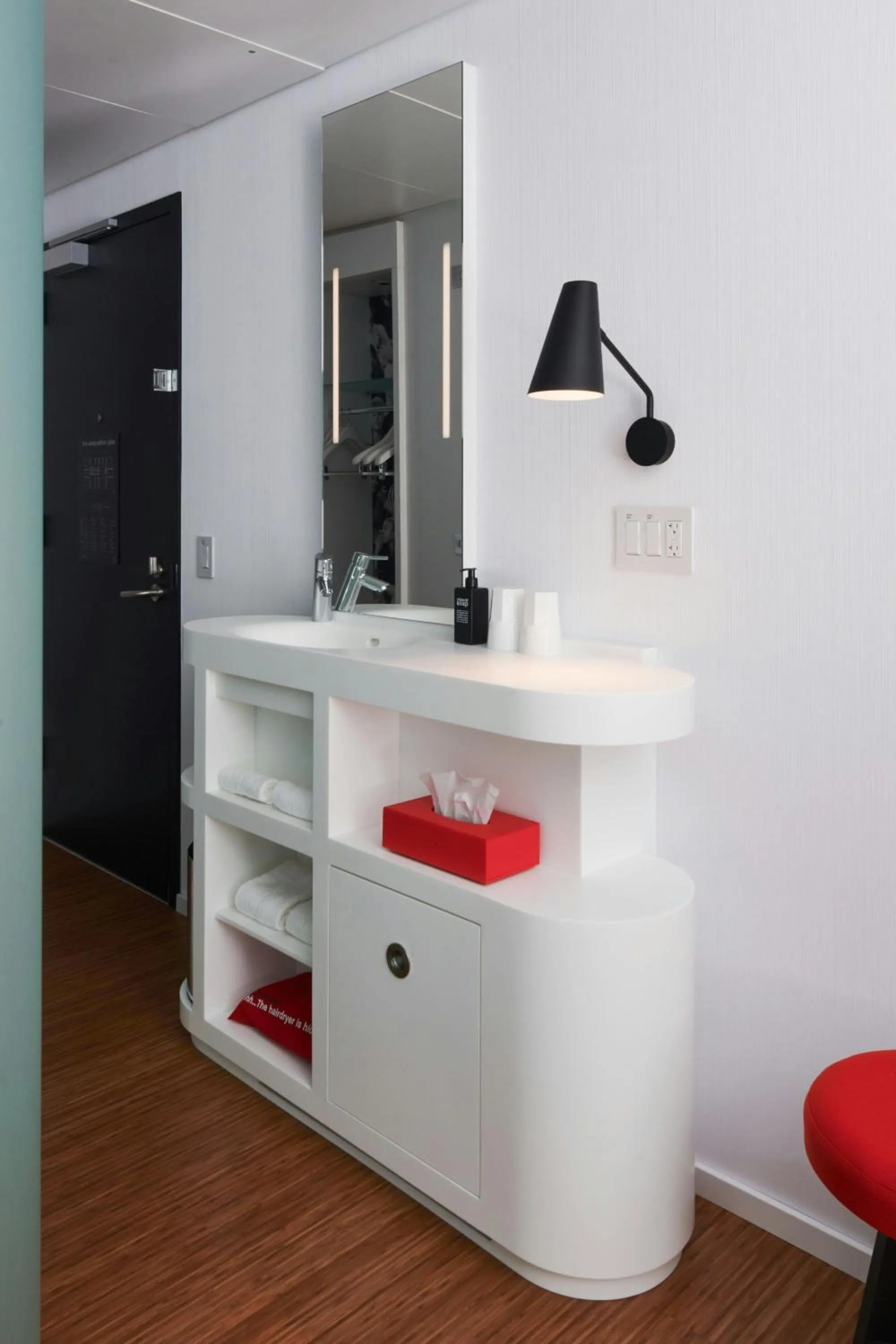 Bathroom in citizenM Chicago Downtown