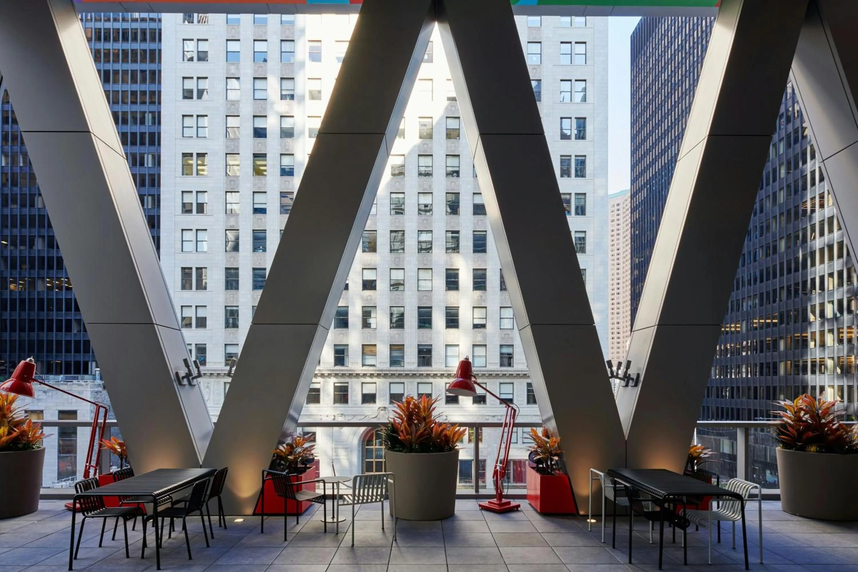 Property building in citizenM Chicago Downtown