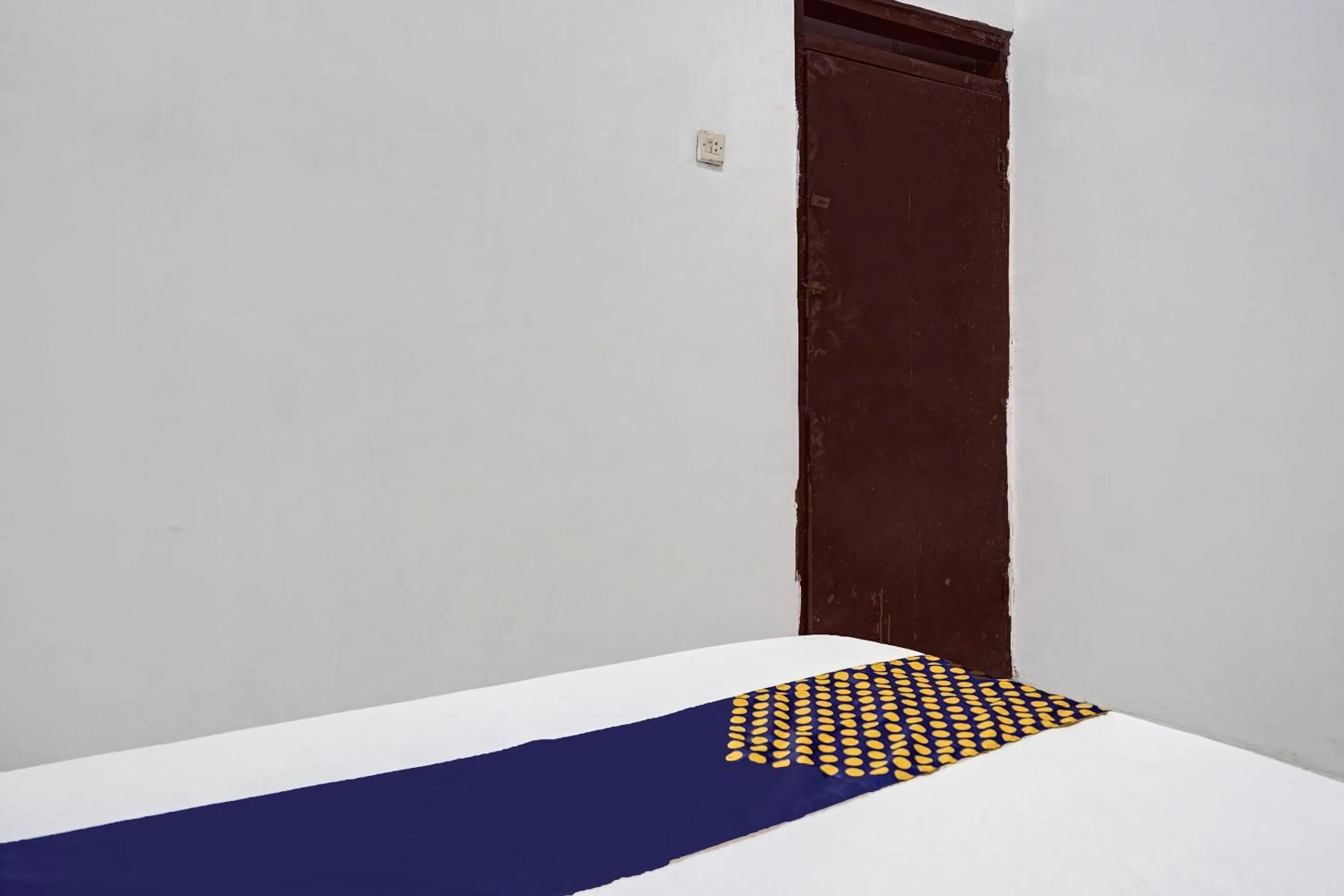 Bedroom, Bed in Hotel O Reva Residence Syariah