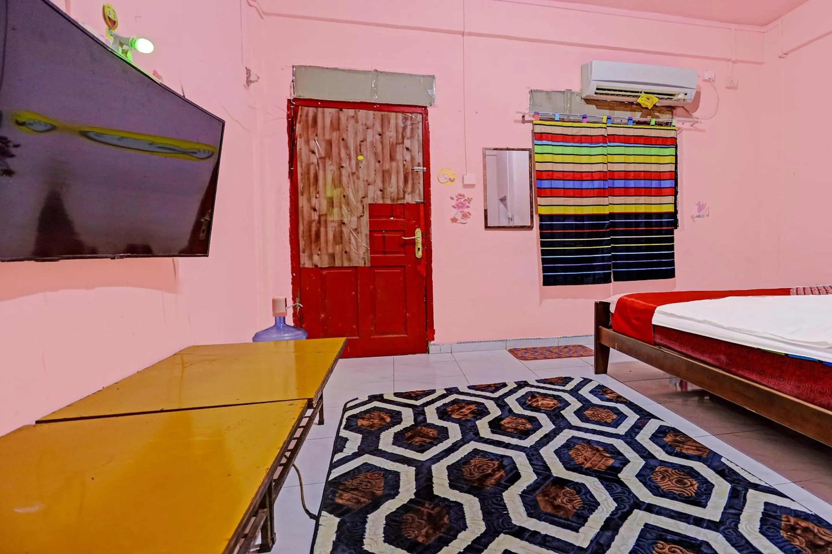 Bedroom, Bed in Hotel O Duta Stay