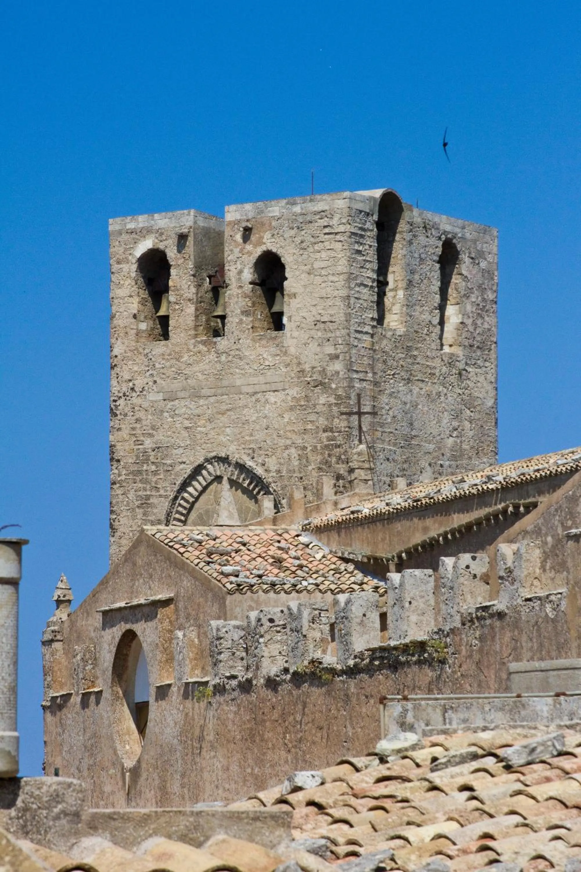 Nearby landmark in Hotel Elimo