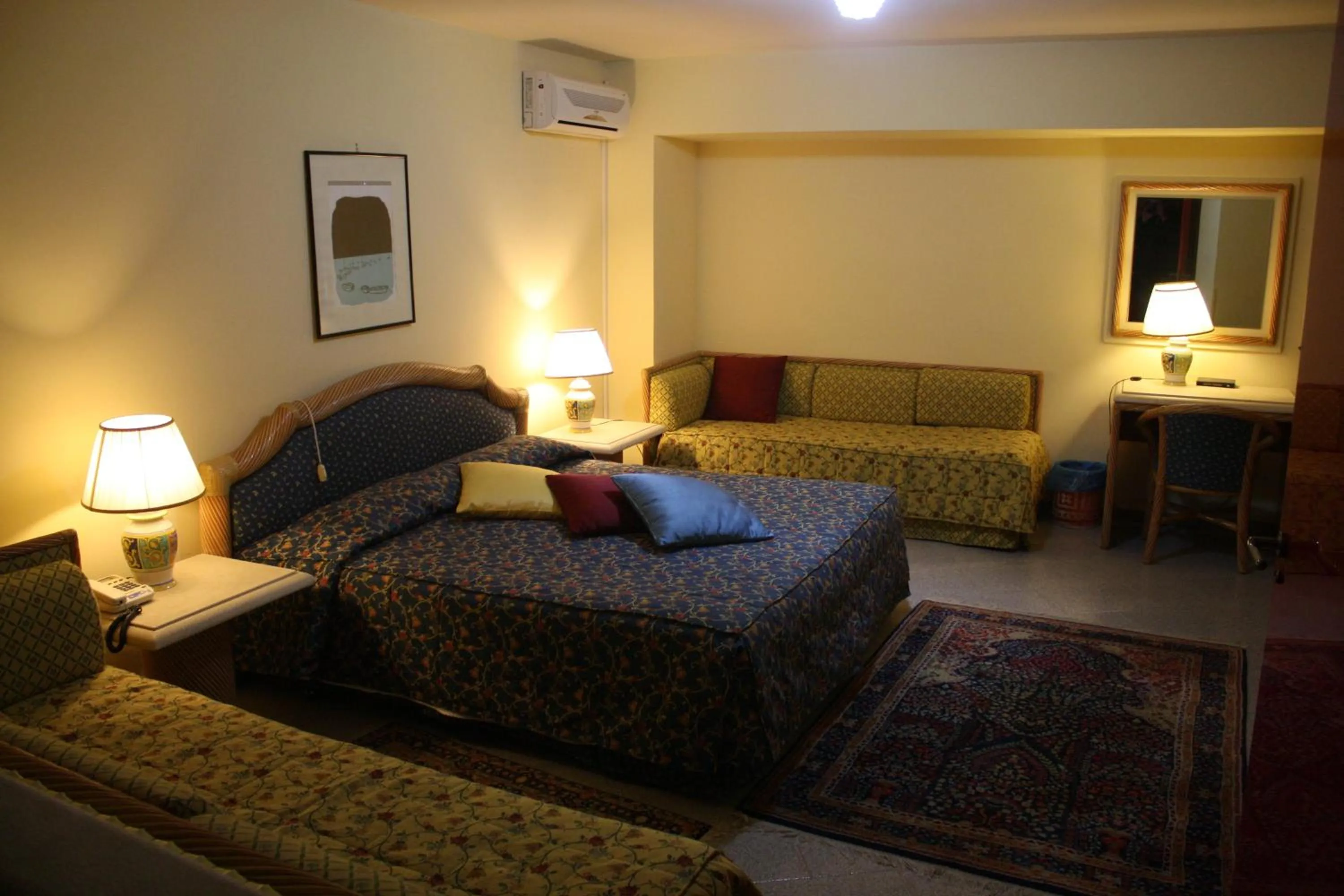 Decorative detail, Bed in Hotel Elimo