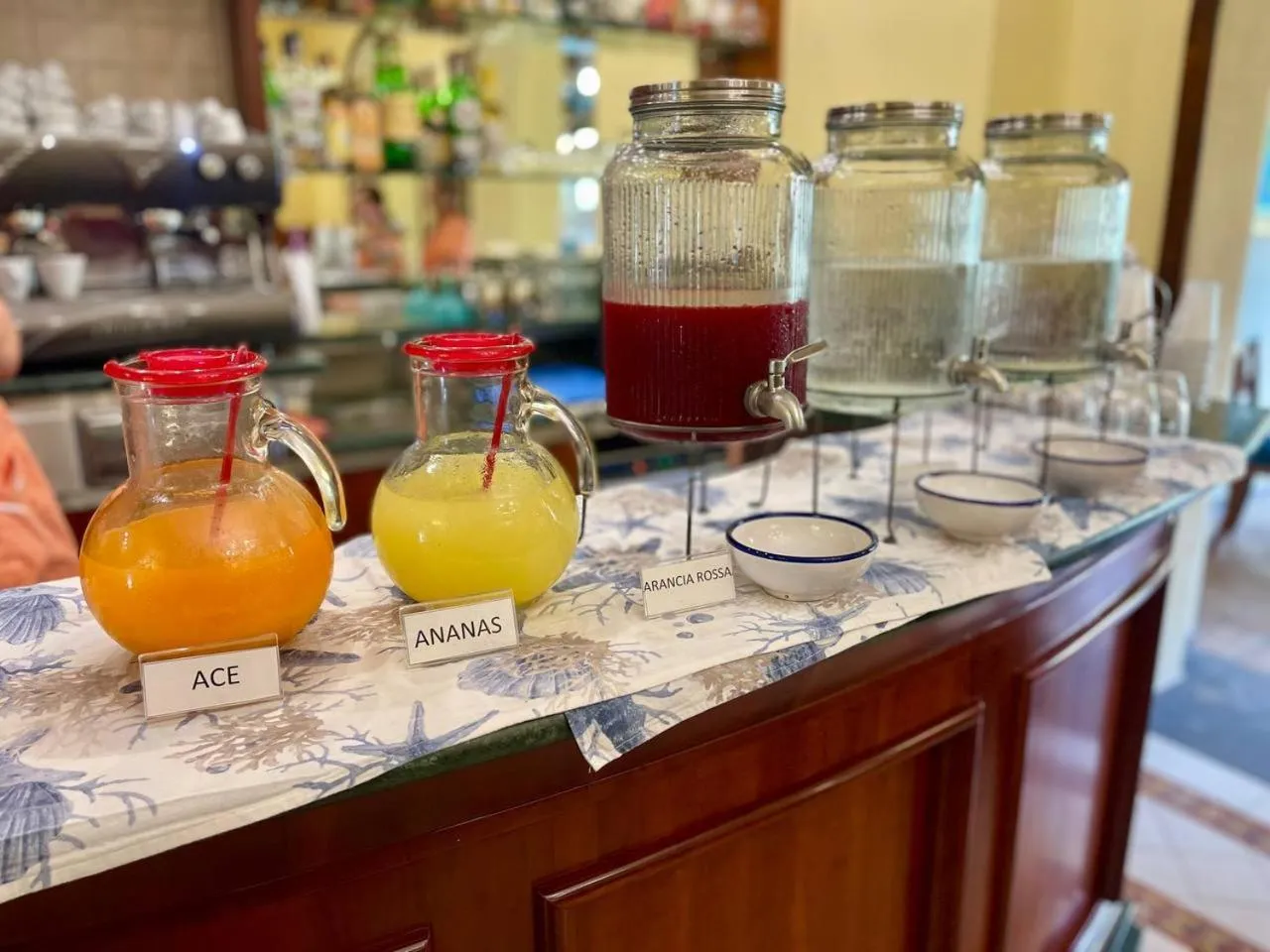 Lounge or bar in Hotel Garibaldi