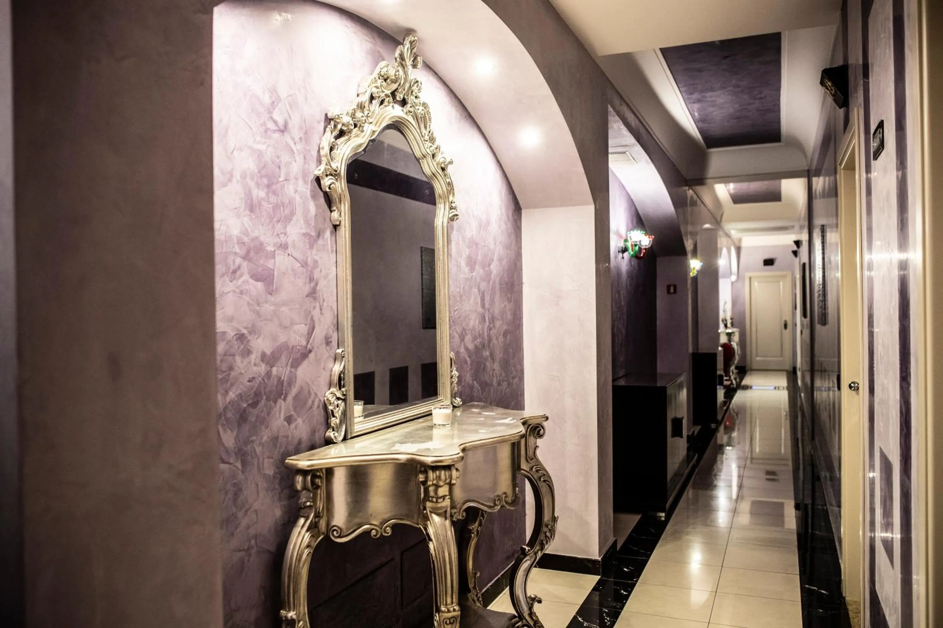 Decorative detail in Hotel Garibaldi