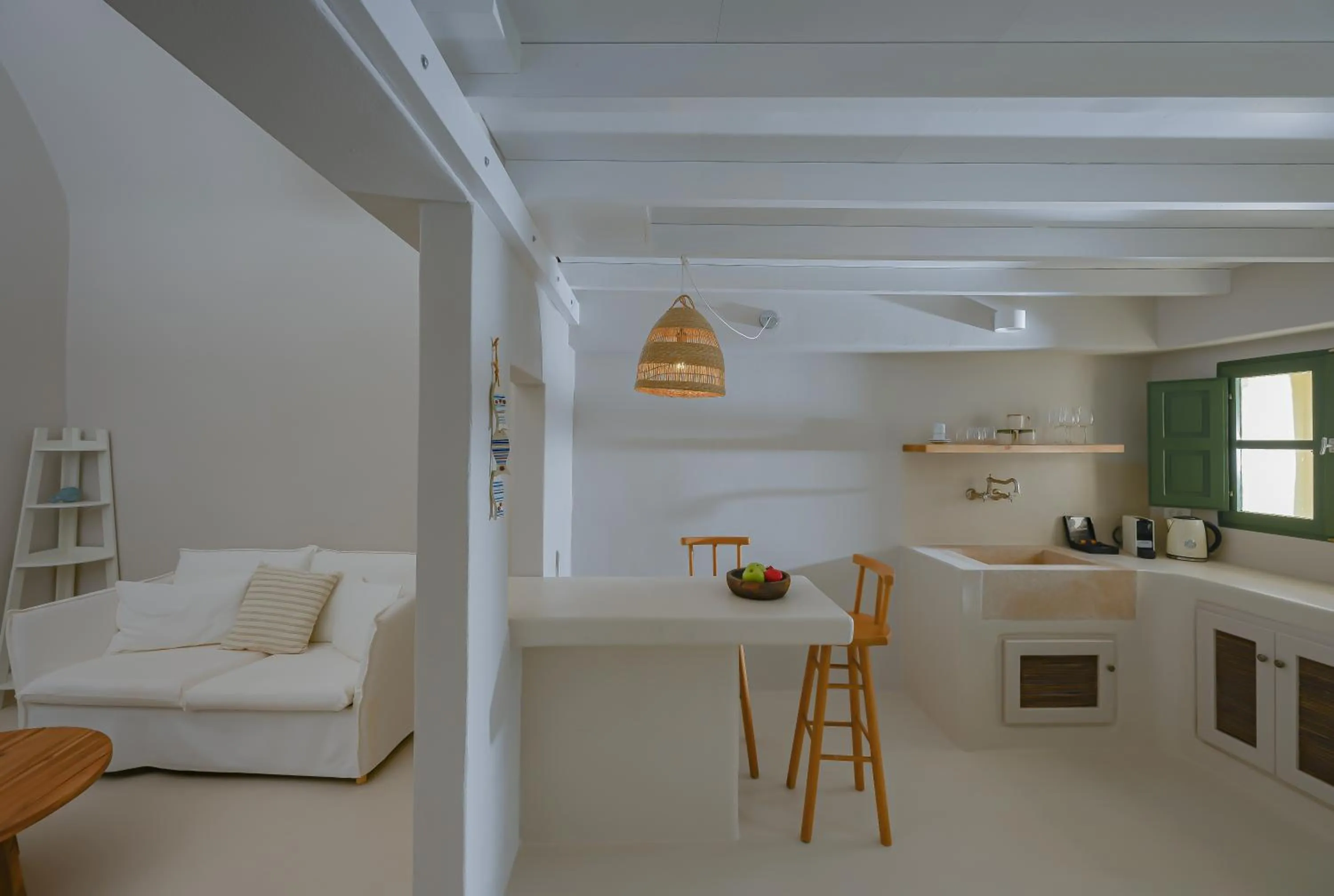Kitchen or kitchenette in Elements Cave Suites