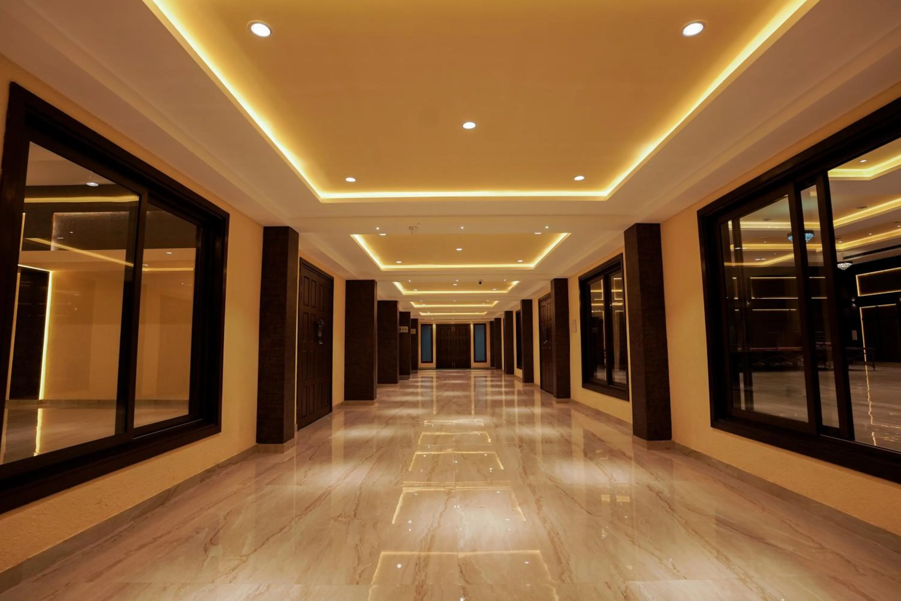 Banquet/Function facilities in Royal Ritz