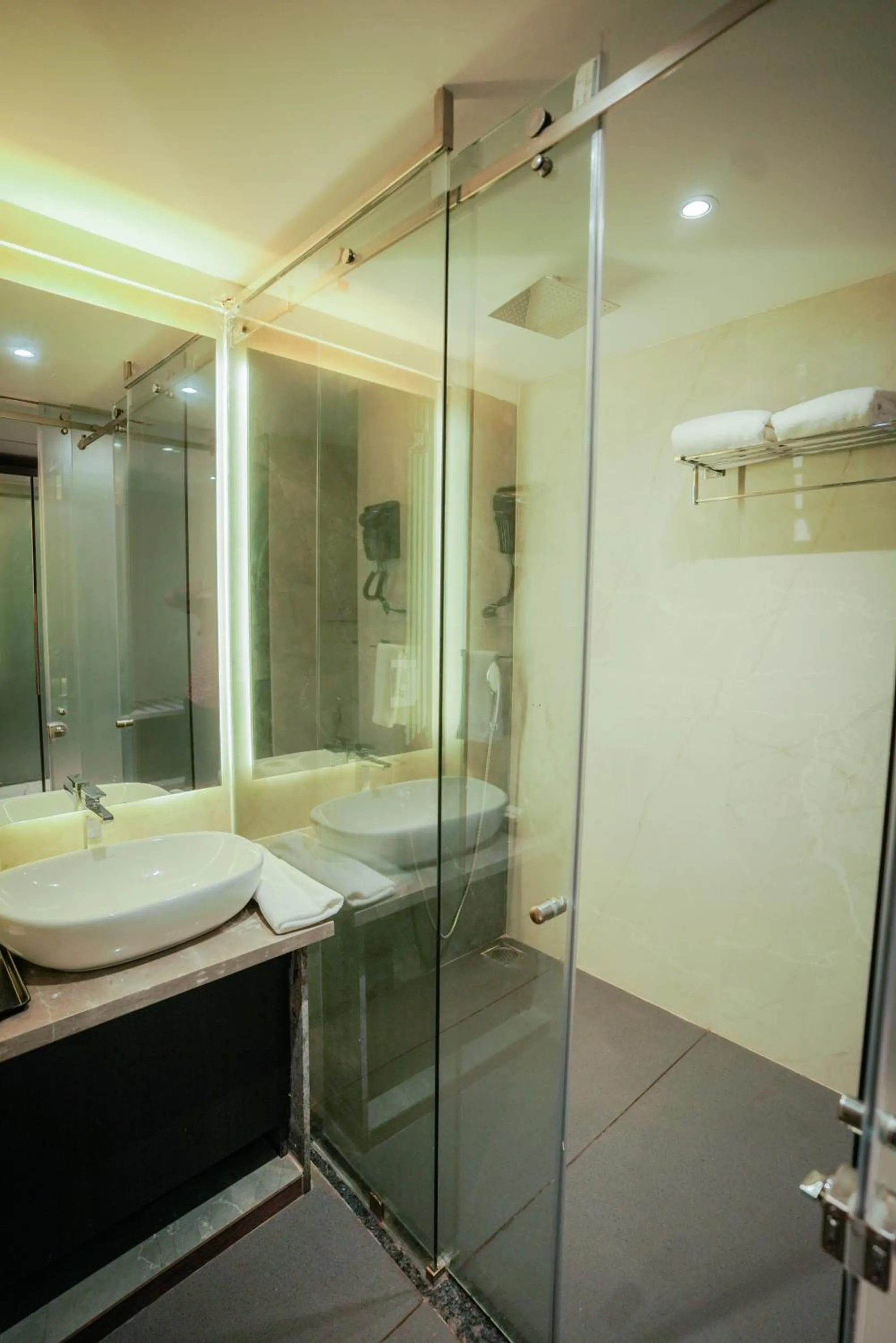 Bathroom in Royal Ritz