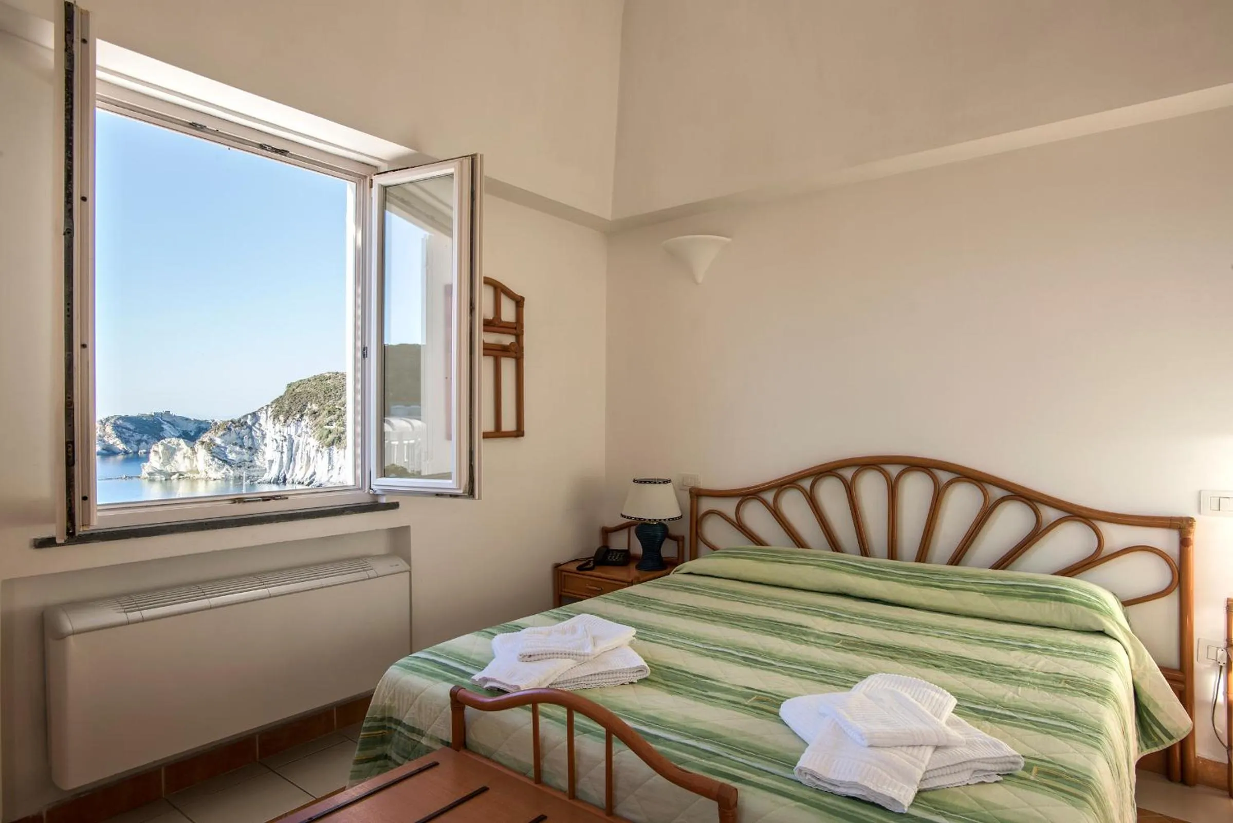 Bedroom in Hotel Villaggio Dei Pescatori