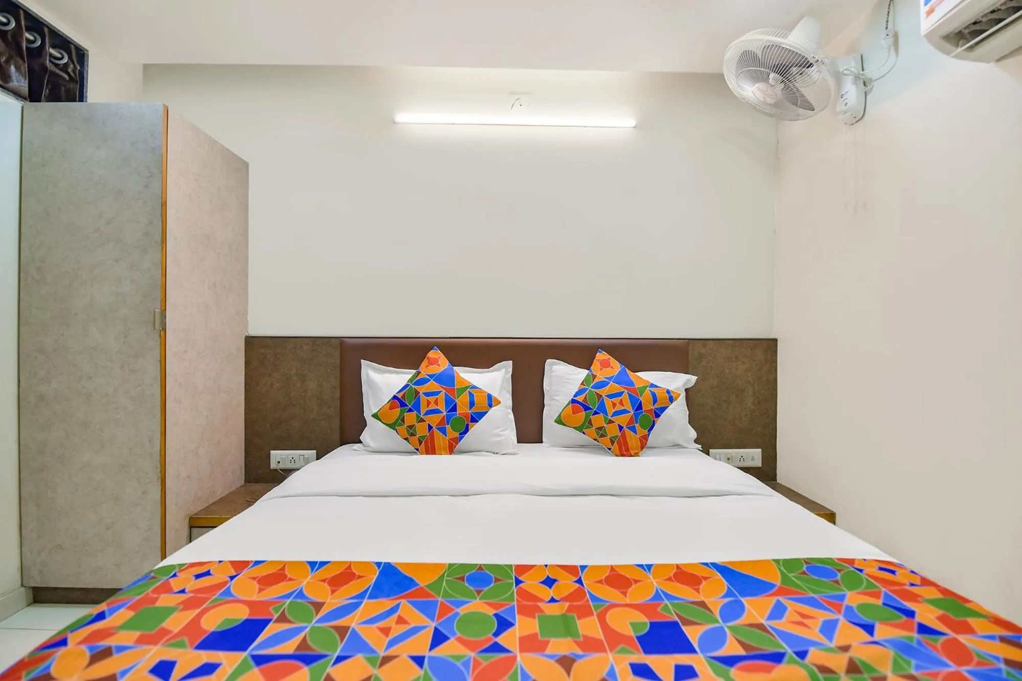 Bed in FabHotel Crystal - Nr Odau Ring Road