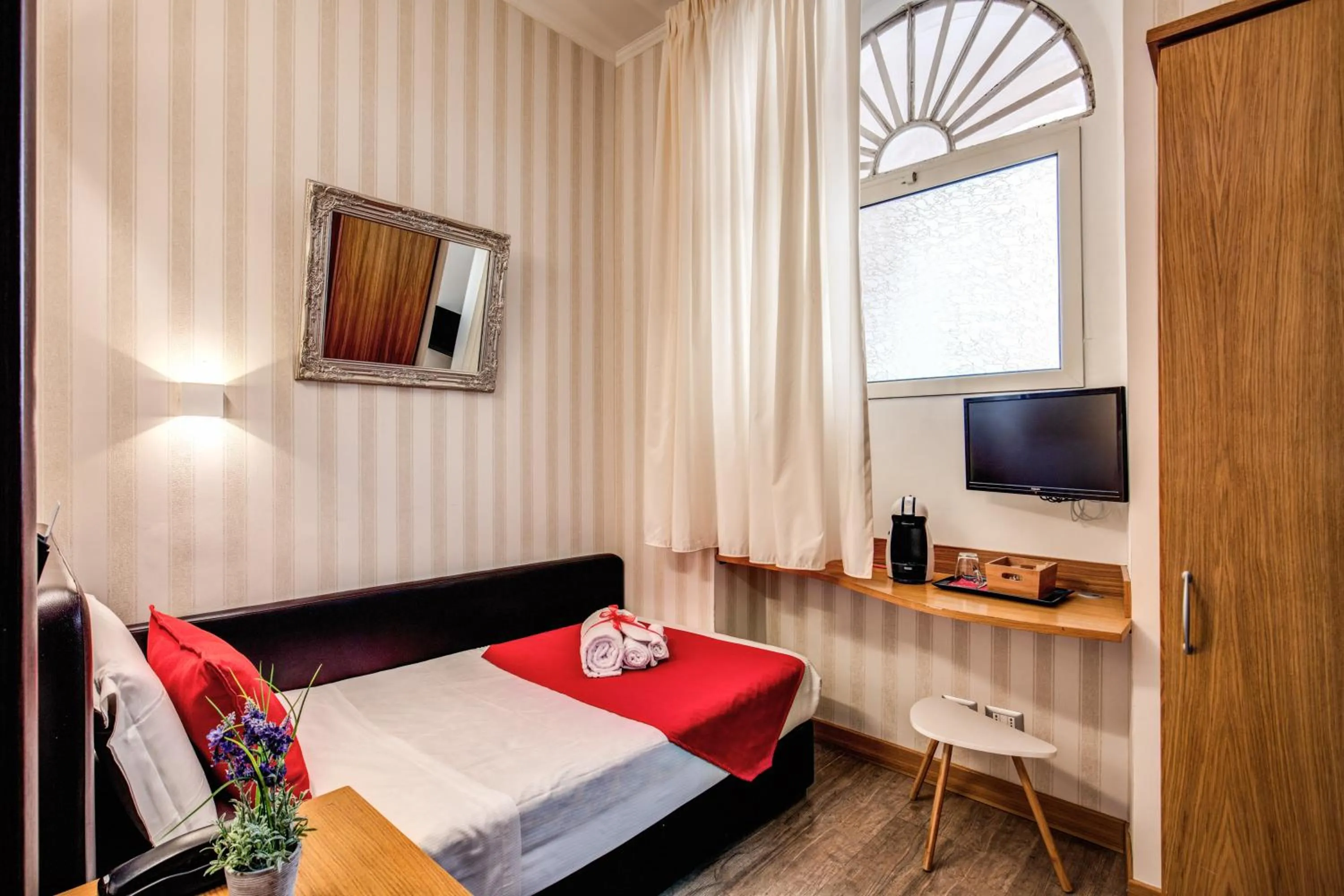 Bedroom, Bed in Auditorium Mecenate