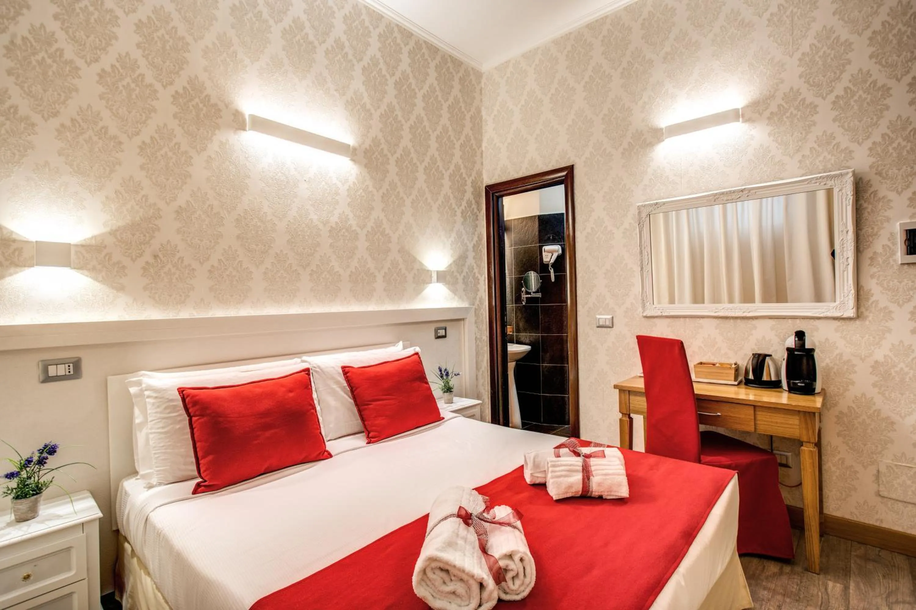 Photo of the whole room, Bed in Auditorium Mecenate