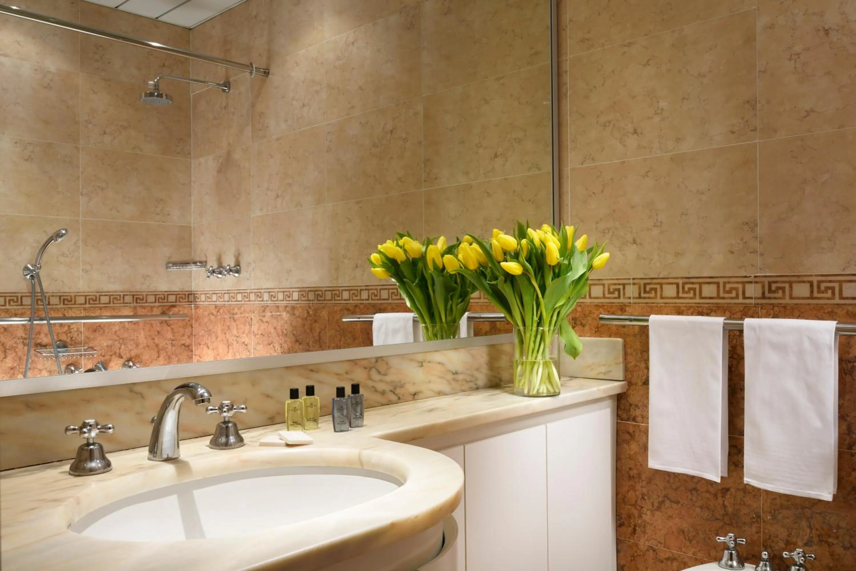 Bathroom in UNA Hotels Hotel & Residence Contessa Jolanda Milano