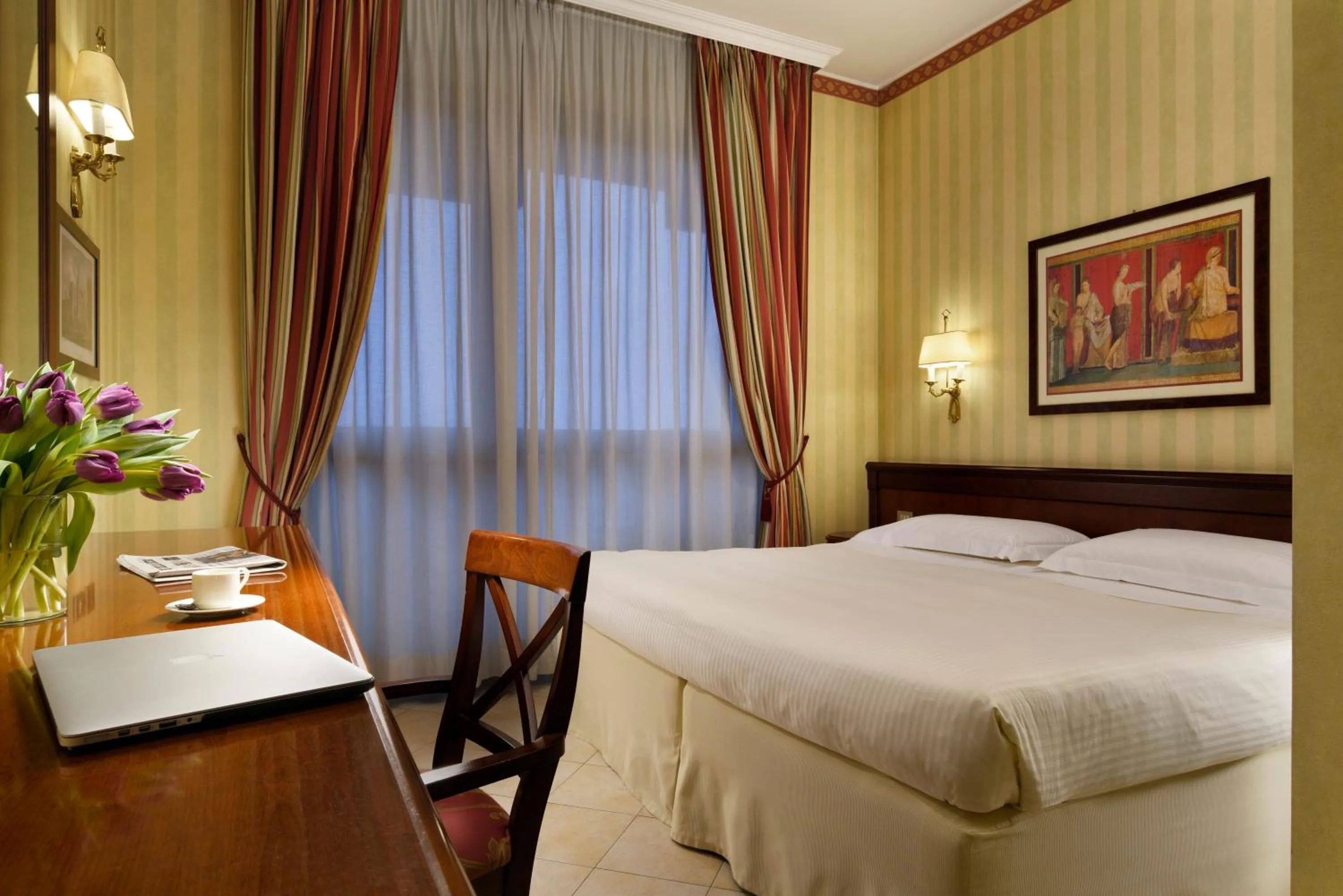 Bedroom, Bed in UNA Hotels Hotel & Residence Contessa Jolanda Milano