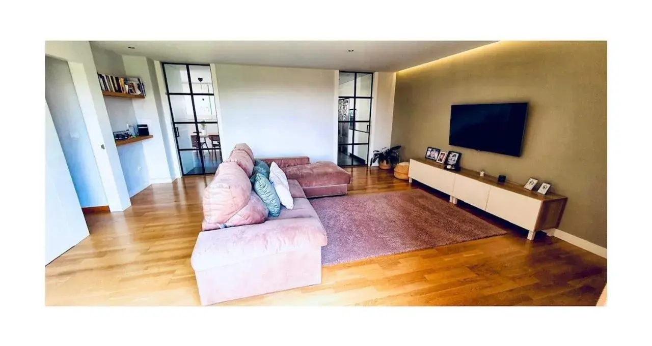Lovely penthouse condo with pool Lovely penthouse condo with pool