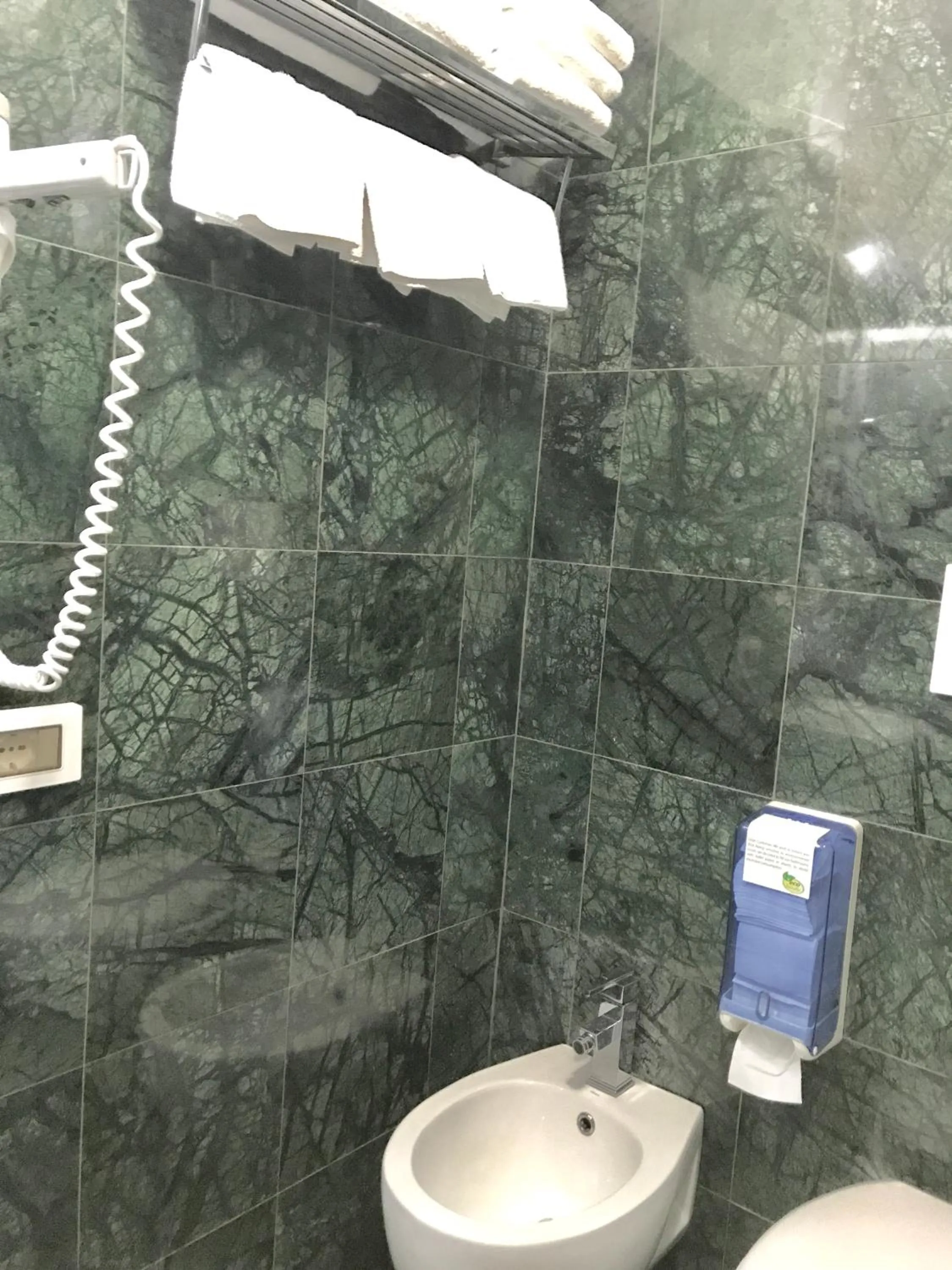 Bathroom in Hotel Bolzano