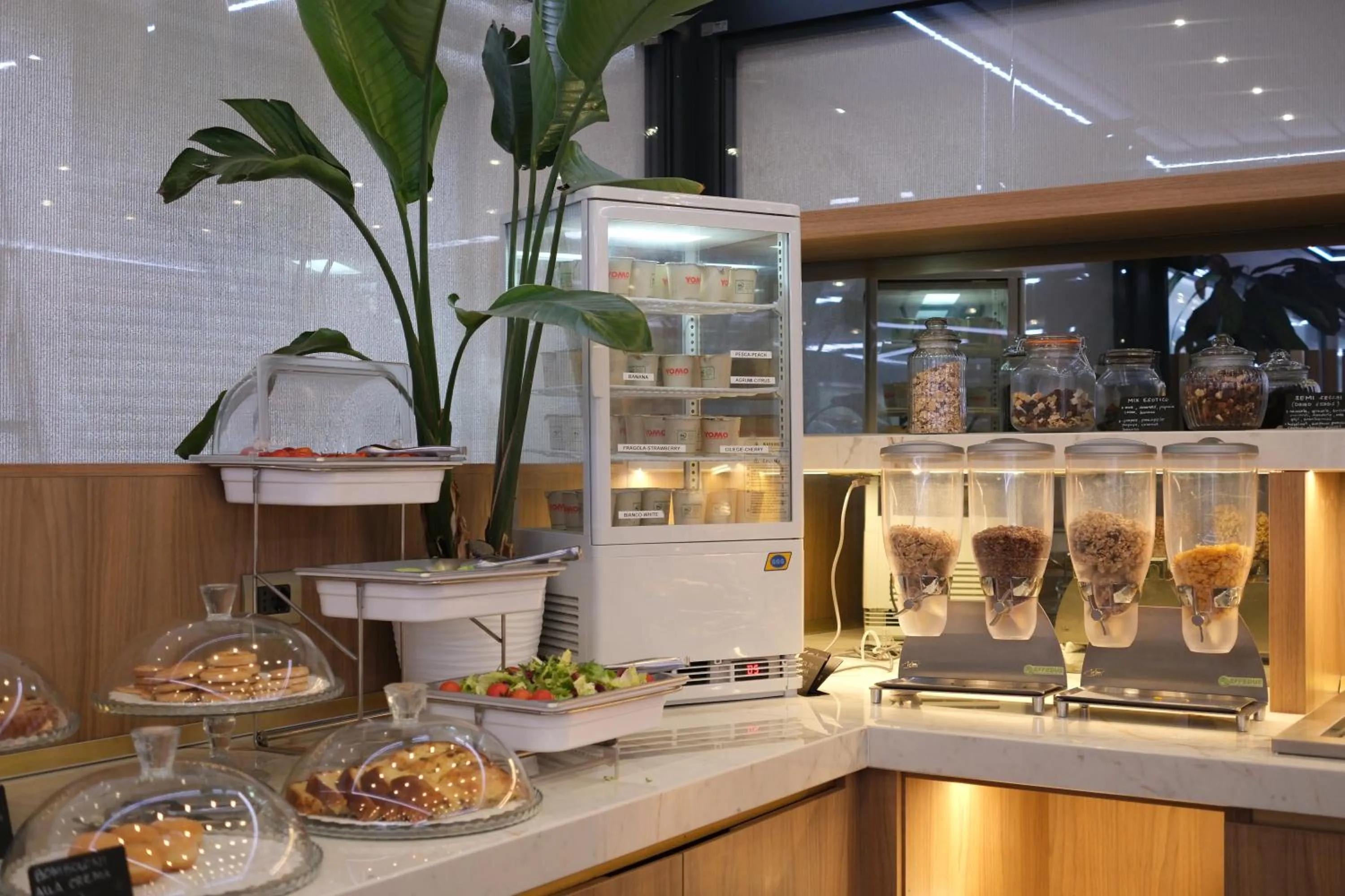 Breakfast in Hotel Bolzano